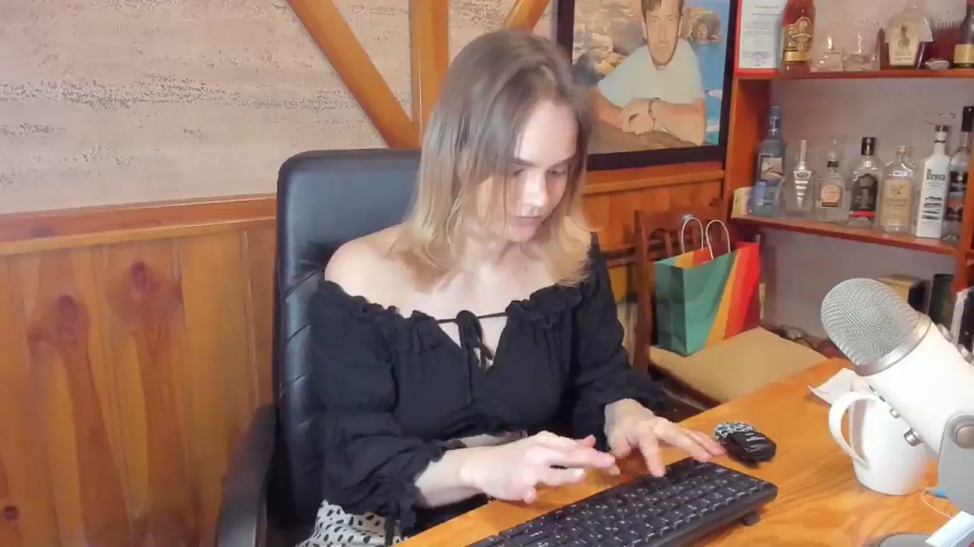Gallery image thumbnail from JaneDoe_'s myfreecams stream on, 03/11/2024, 15:33 image 11 of 20