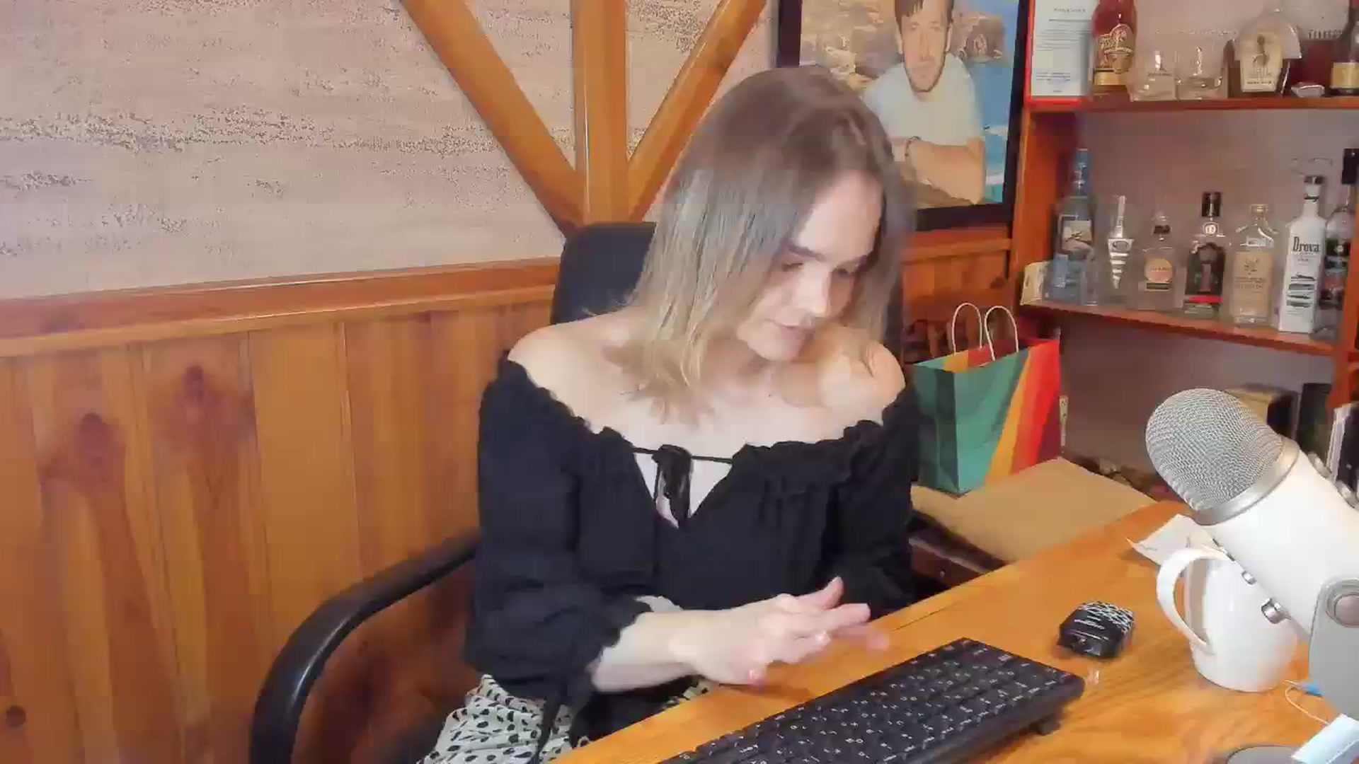 Gallery image thumbnail from JaneDoe_'s myfreecams stream on, 03/11/2024, 15:33 image 2 of 20