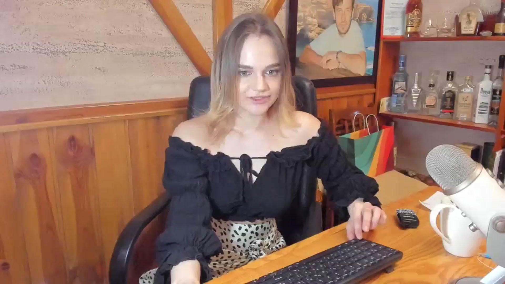 Gallery image thumbnail from JaneDoe_'s myfreecams stream on, 03/11/2024, 15:33 image 6 of 20