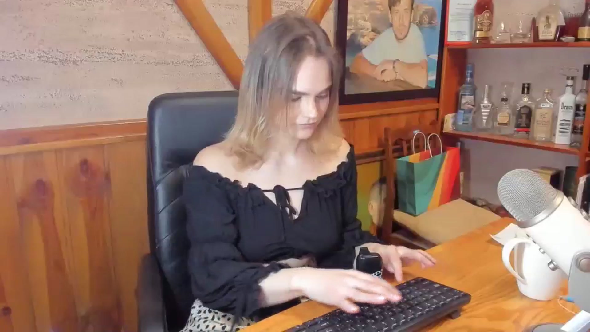 Gallery image thumbnail from JaneDoe_'s myfreecams stream on, 03/11/2024, 15:33 image 13 of 20
