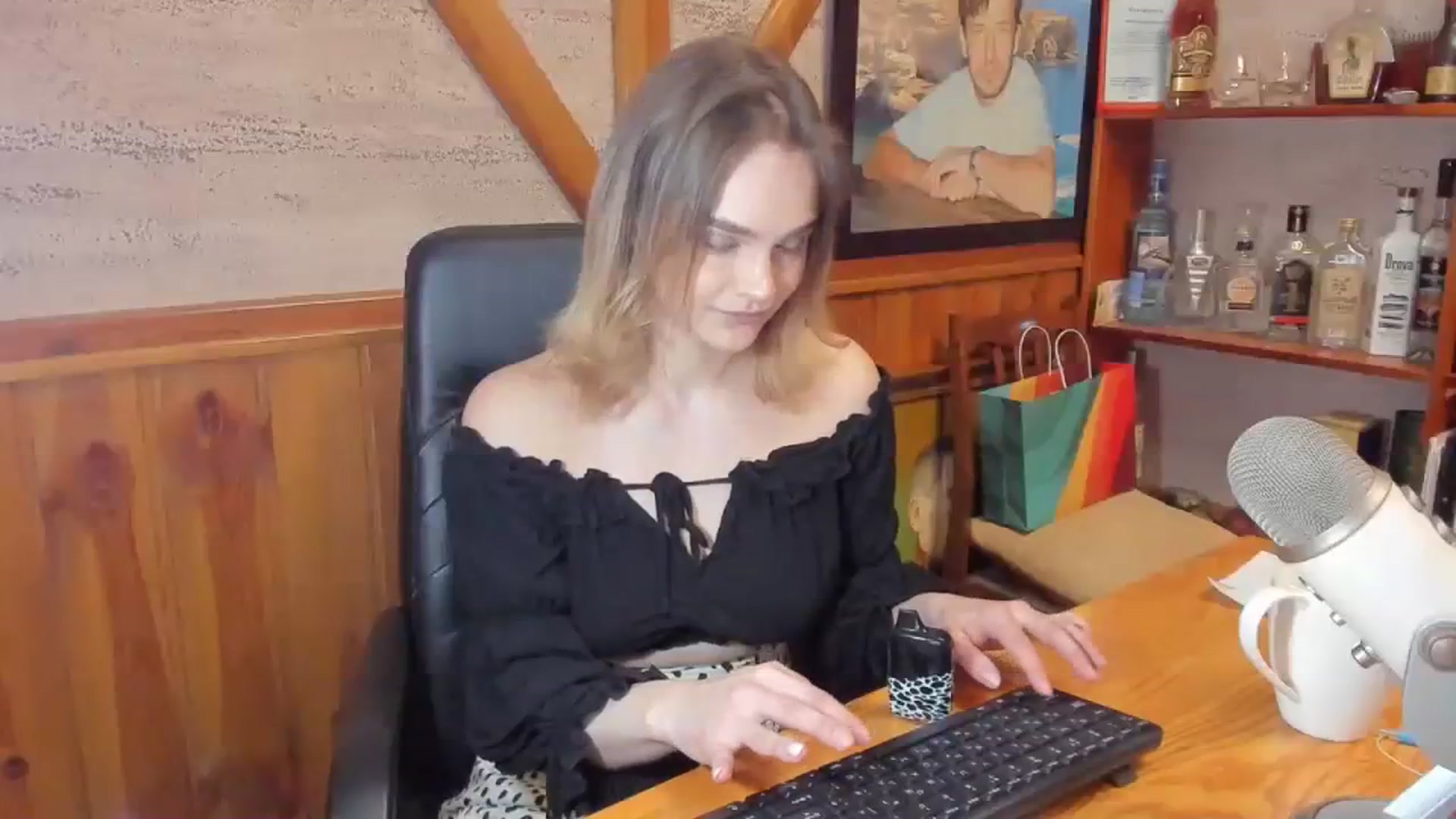 Gallery image thumbnail from JaneDoe_'s myfreecams stream on, 03/11/2024, 15:33 image 12 of 20