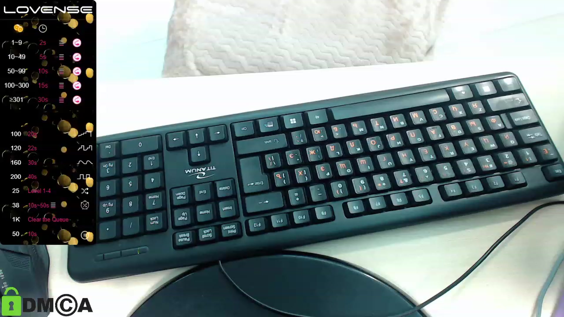 Gallery image thumbnail from JaneHott's myfreecams stream on, 11/23/2022, 02:34 image 17 of 20