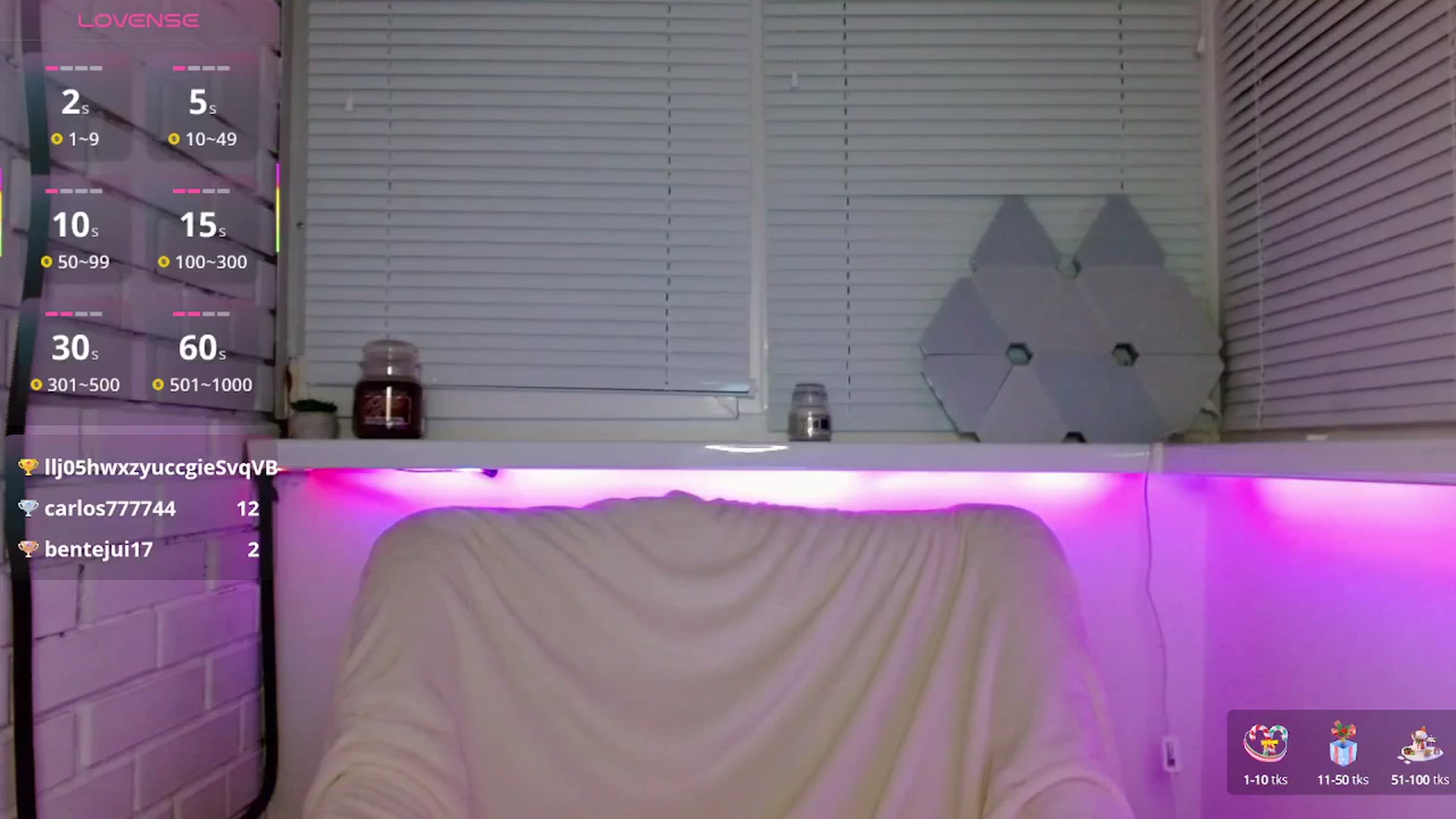 Gallery image thumbnail from JaneJer's myfreecams stream on, 04/24/2025, 24:49 image 19 of 20