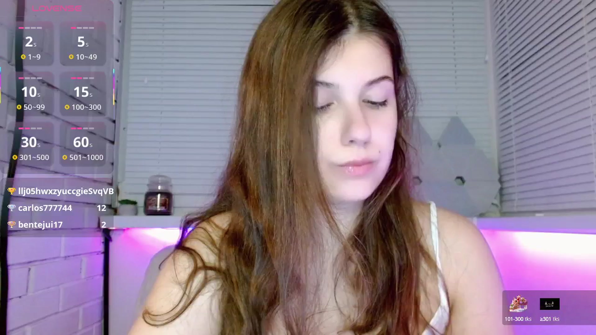 Gallery image thumbnail from JaneJer's myfreecams stream on, 04/24/2025, 24:49 image 7 of 20