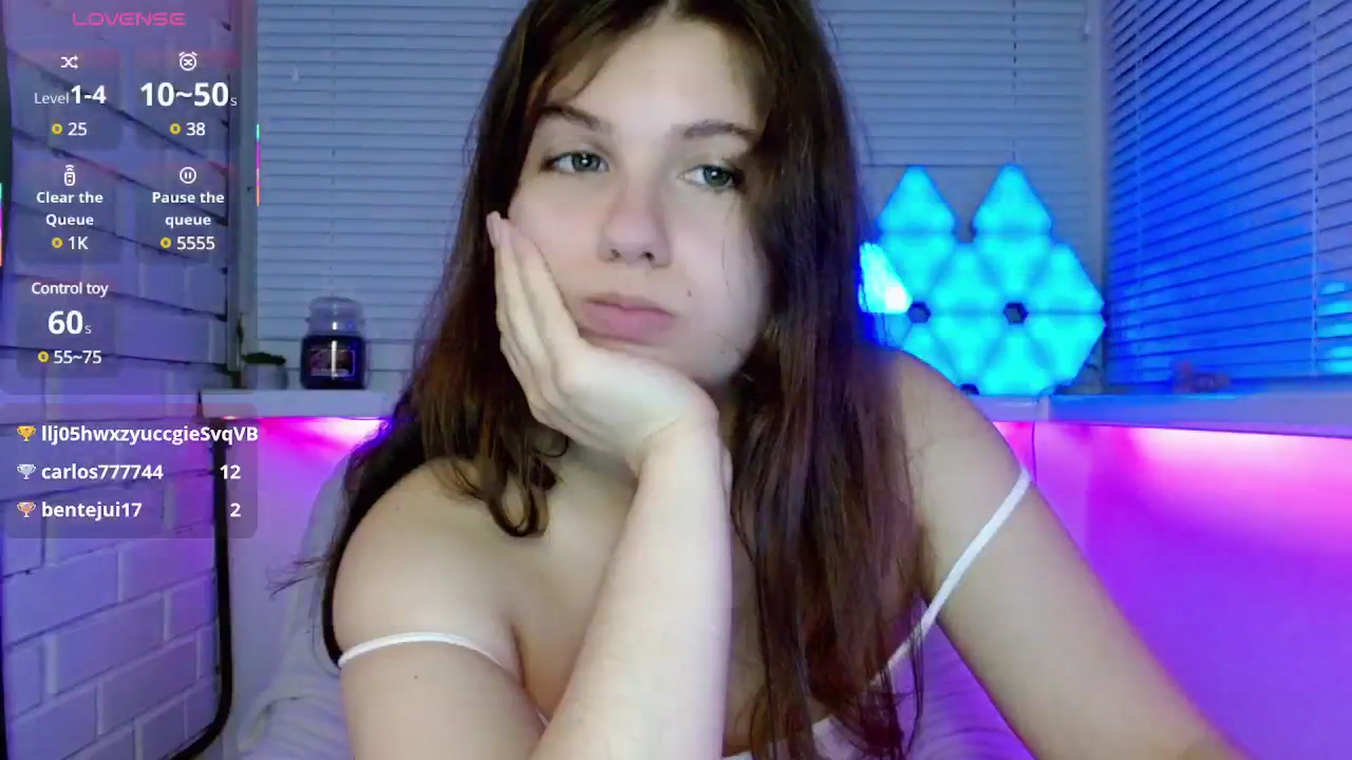 Gallery image thumbnail from JaneJer's myfreecams stream on, 04/25/2025, 02:45 image 18 of 20