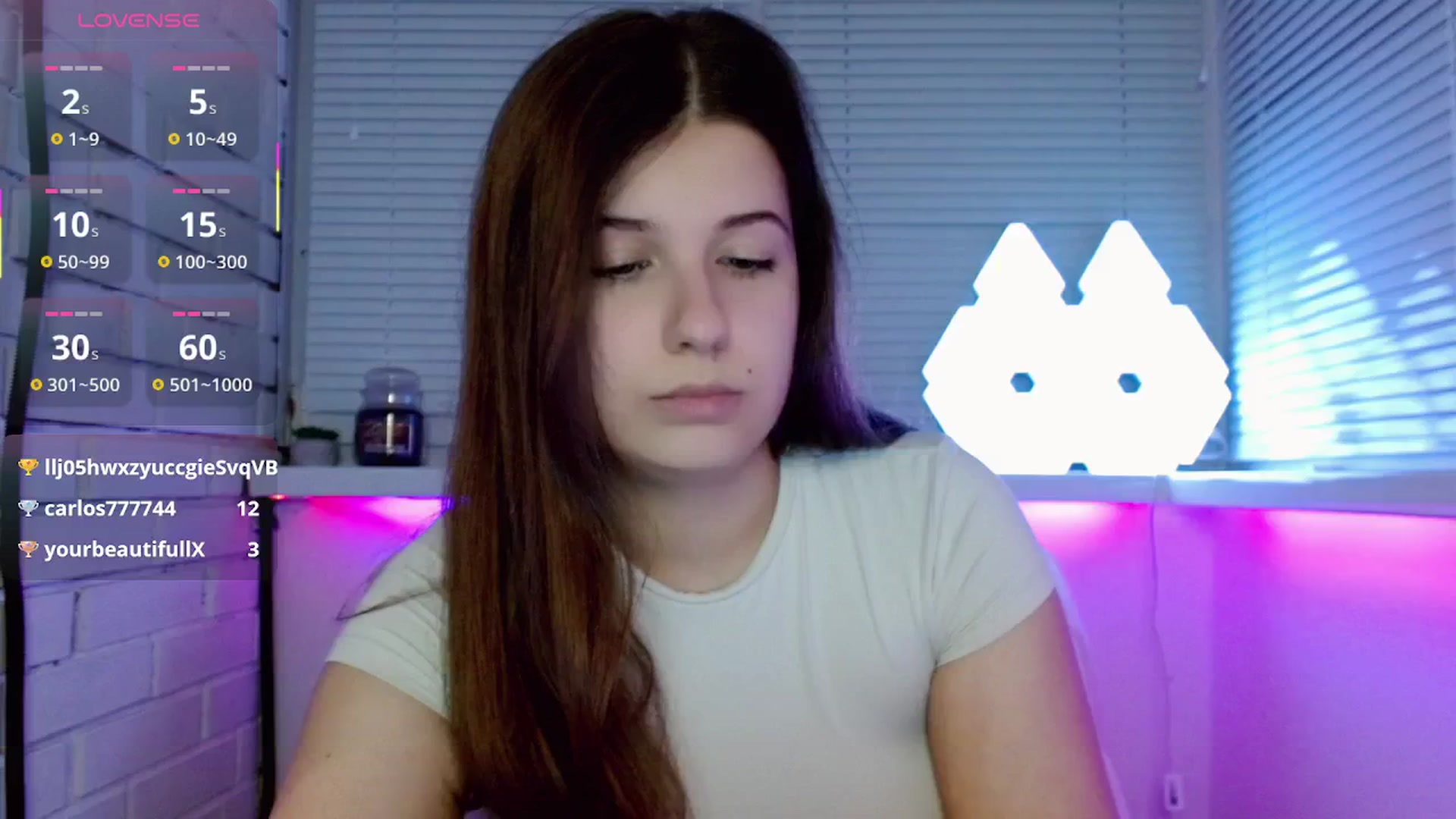 Gallery image thumbnail from JaneJer's myfreecams stream on, 04/27/2025, 24:03 image 16 of 20