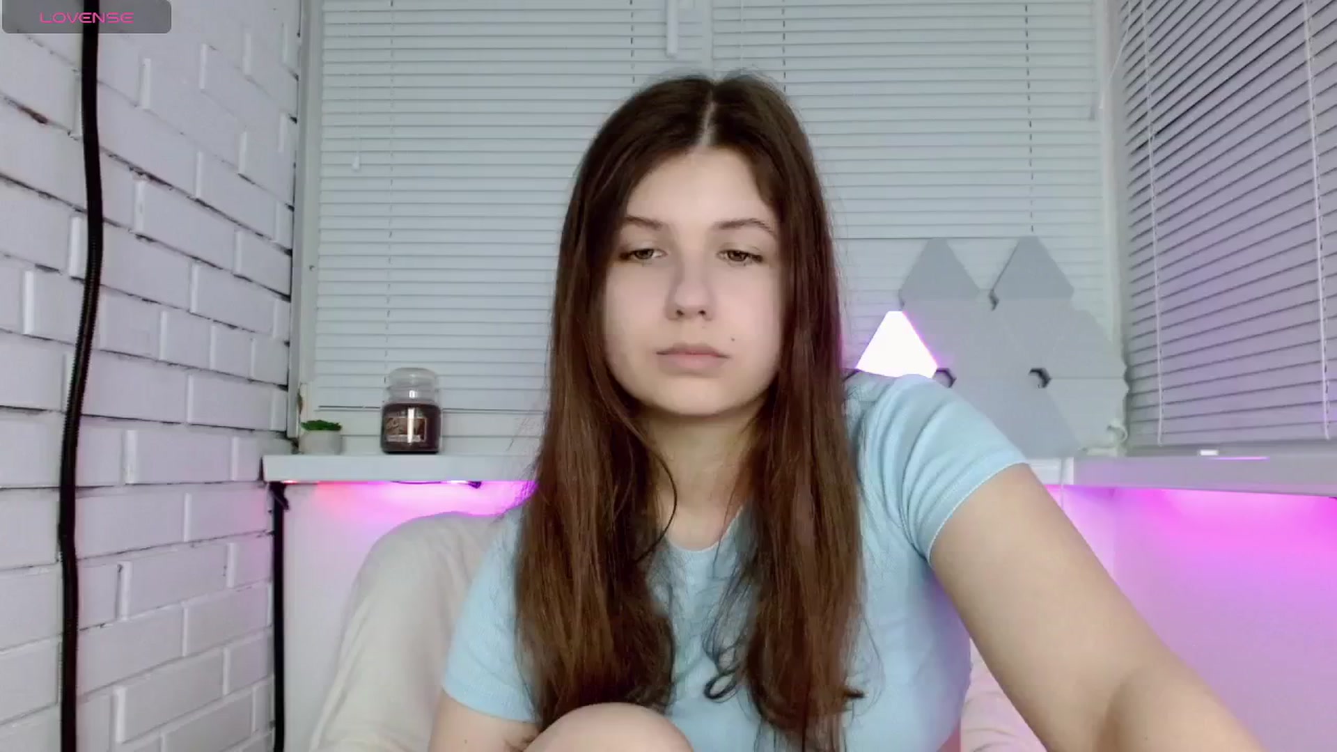 Gallery image thumbnail from JaneJer's myfreecams stream on, 05/07/2025, 24:04 image 18 of 20