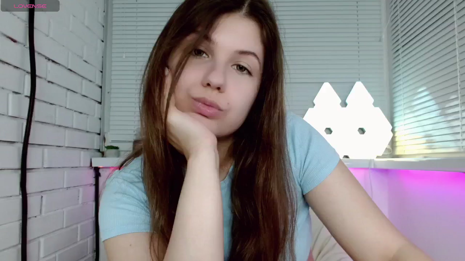 Gallery image thumbnail from JaneJer's myfreecams stream on, 05/07/2025, 24:04 image 2 of 20