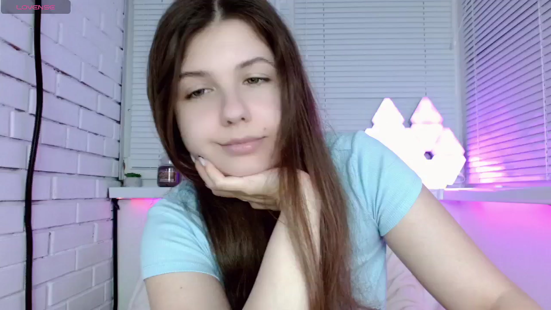 Gallery image thumbnail from JaneJer's myfreecams stream on, 05/07/2025, 24:04 image 6 of 20