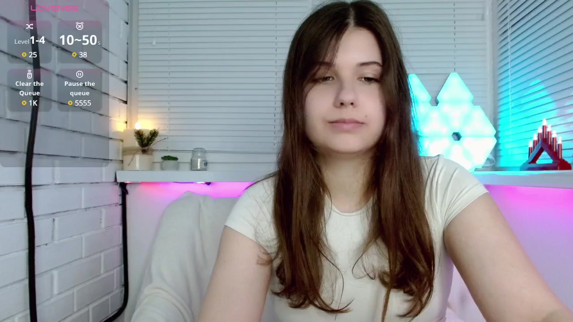 Gallery image thumbnail from JaneJer's myfreecams stream on, 05/09/2025, 24:11 image 18 of 20