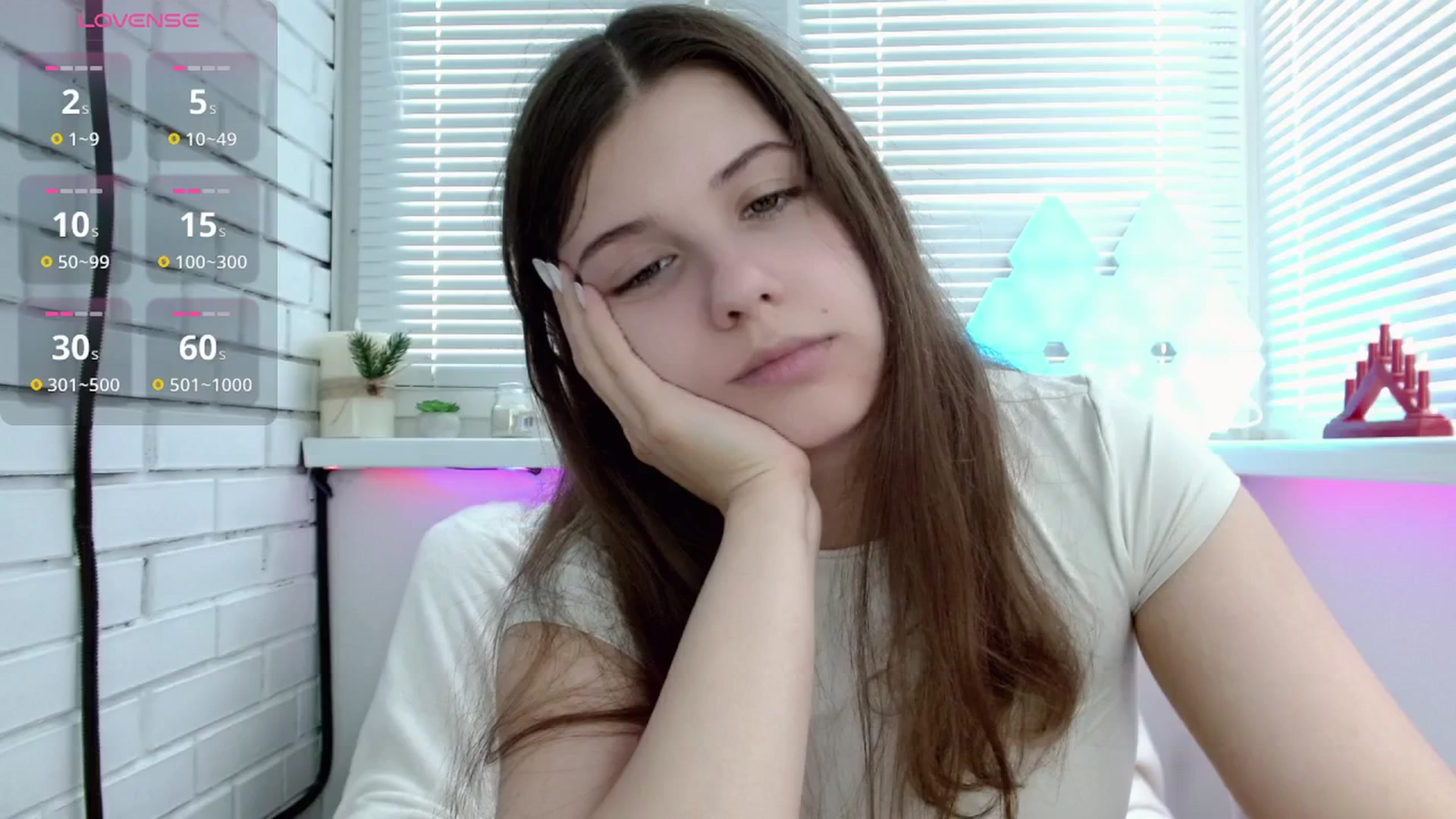 Gallery image thumbnail from JaneJer's myfreecams stream on, 05/09/2025, 04:47 image 14 of 20