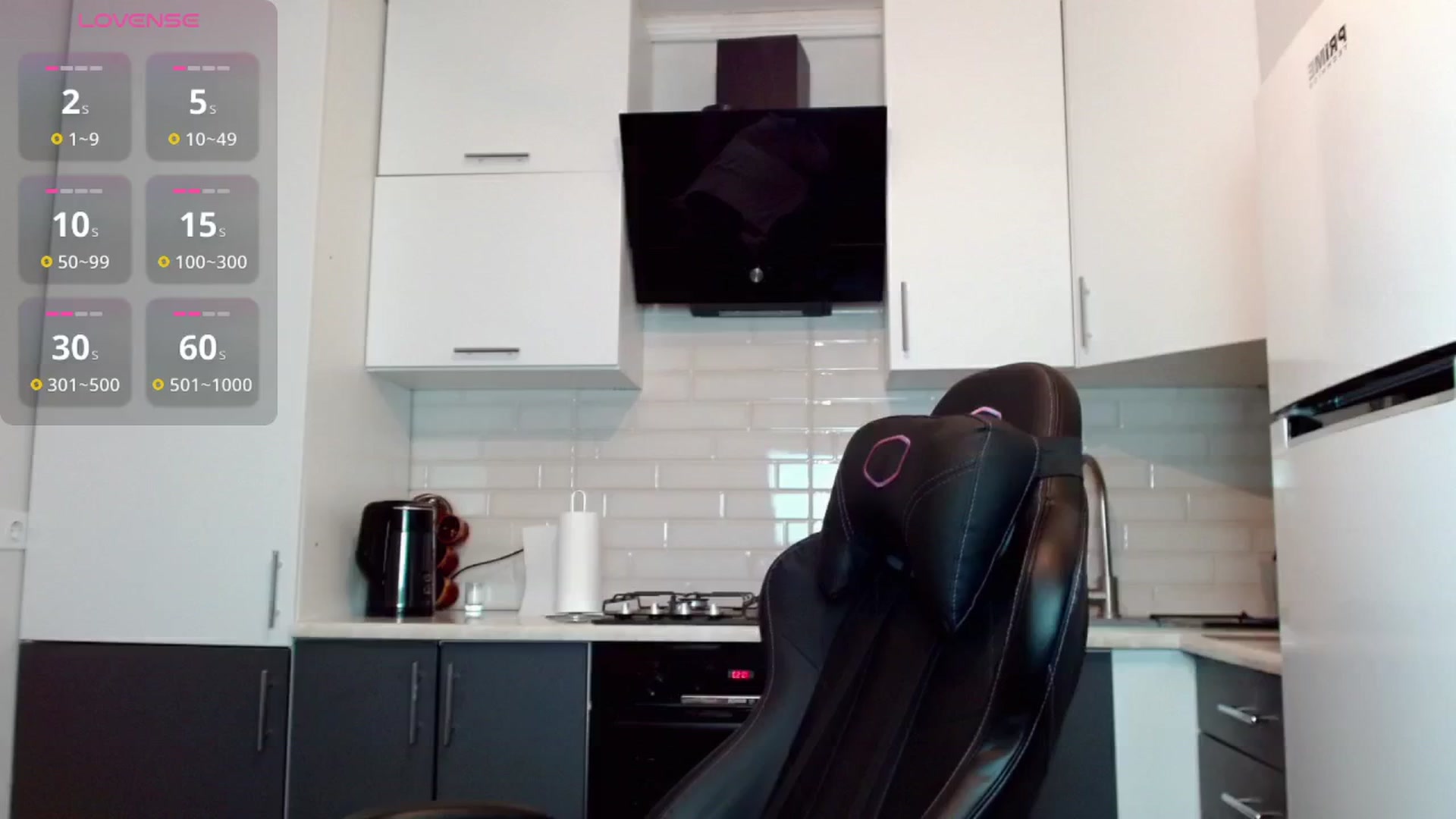 Gallery image thumbnail from JaneJer's myfreecams stream on, 05/19/2025, 04:32 image 11 of 20