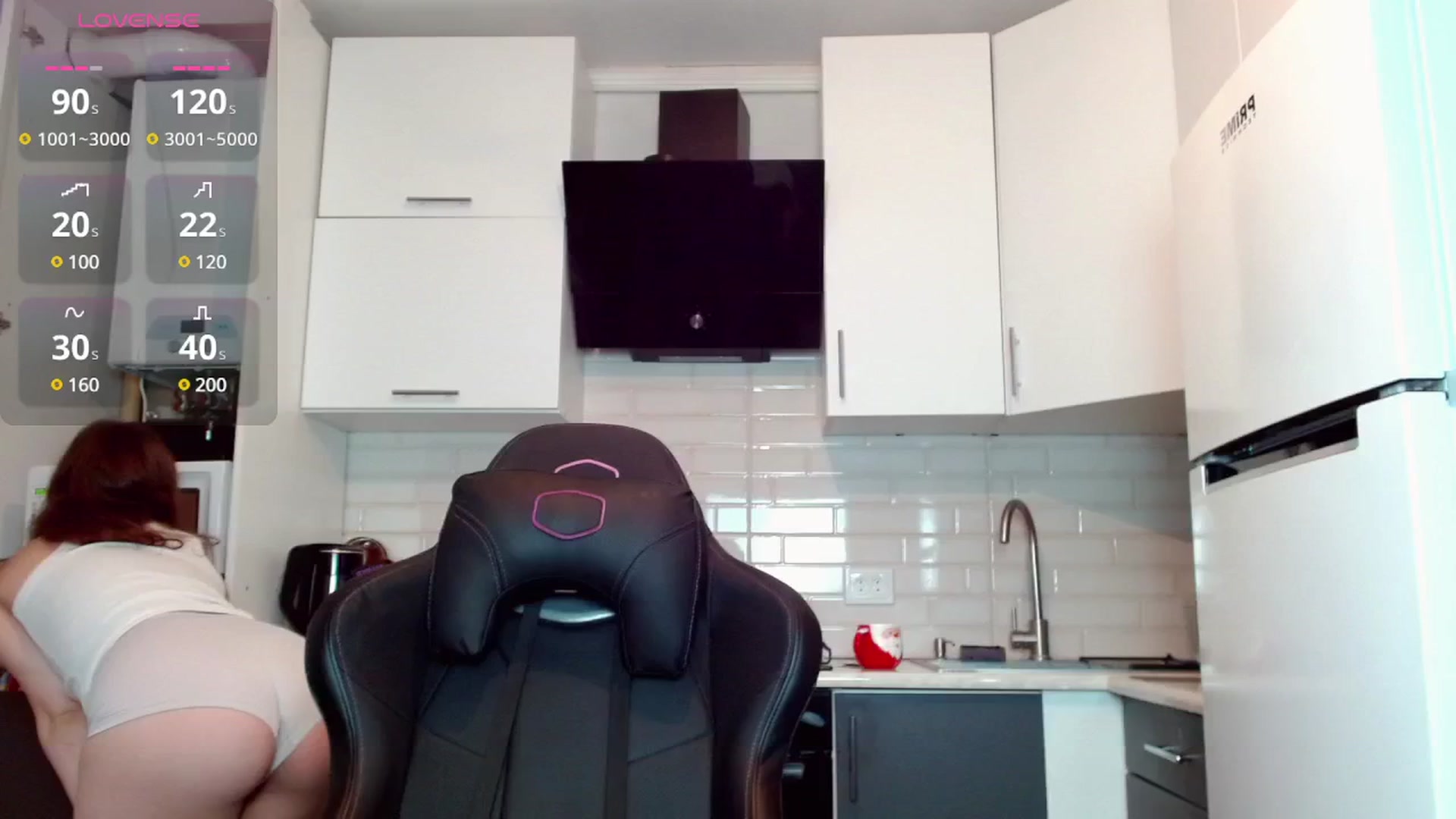 Gallery image thumbnail from JaneJer's myfreecams stream on, 05/19/2025, 06:32 image 16 of 20