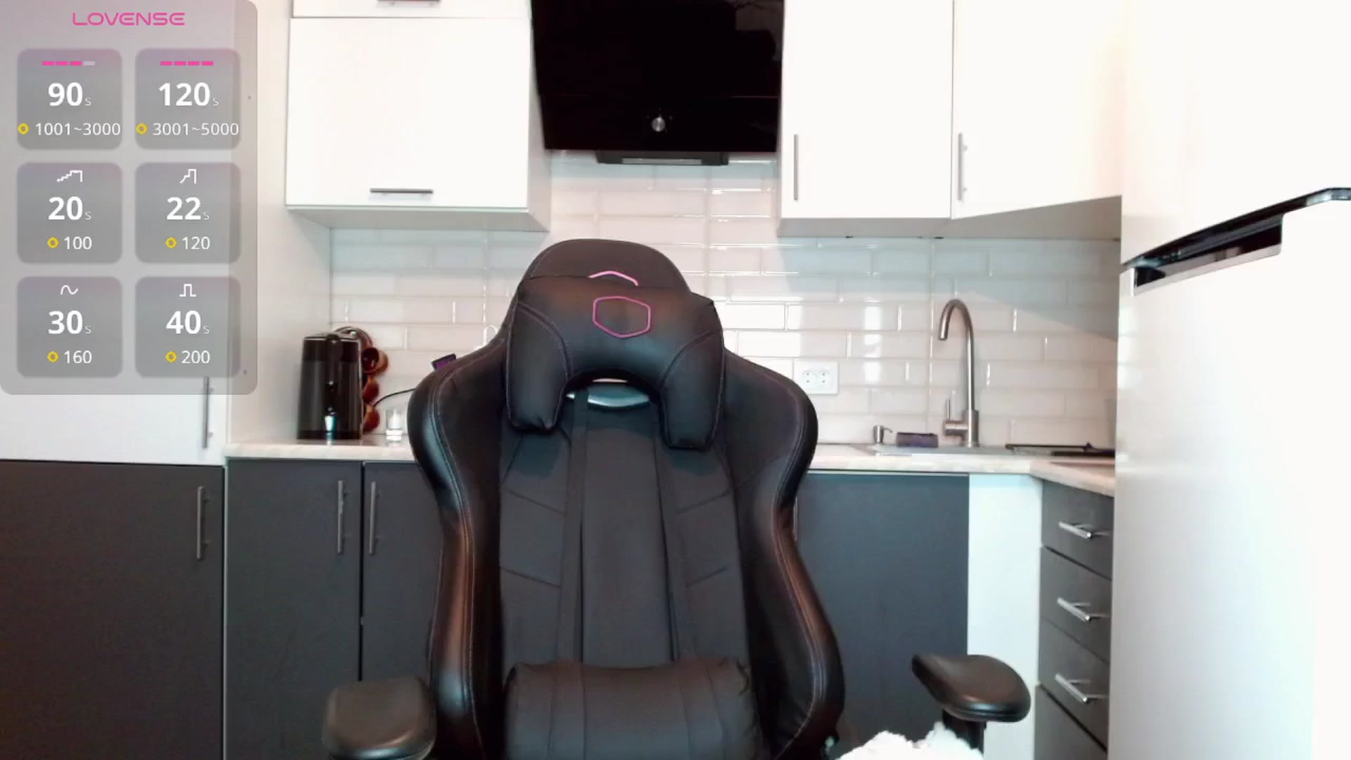 Gallery image thumbnail from JaneJer's myfreecams stream on, 05/19/2025, 12:06 image 6 of 20