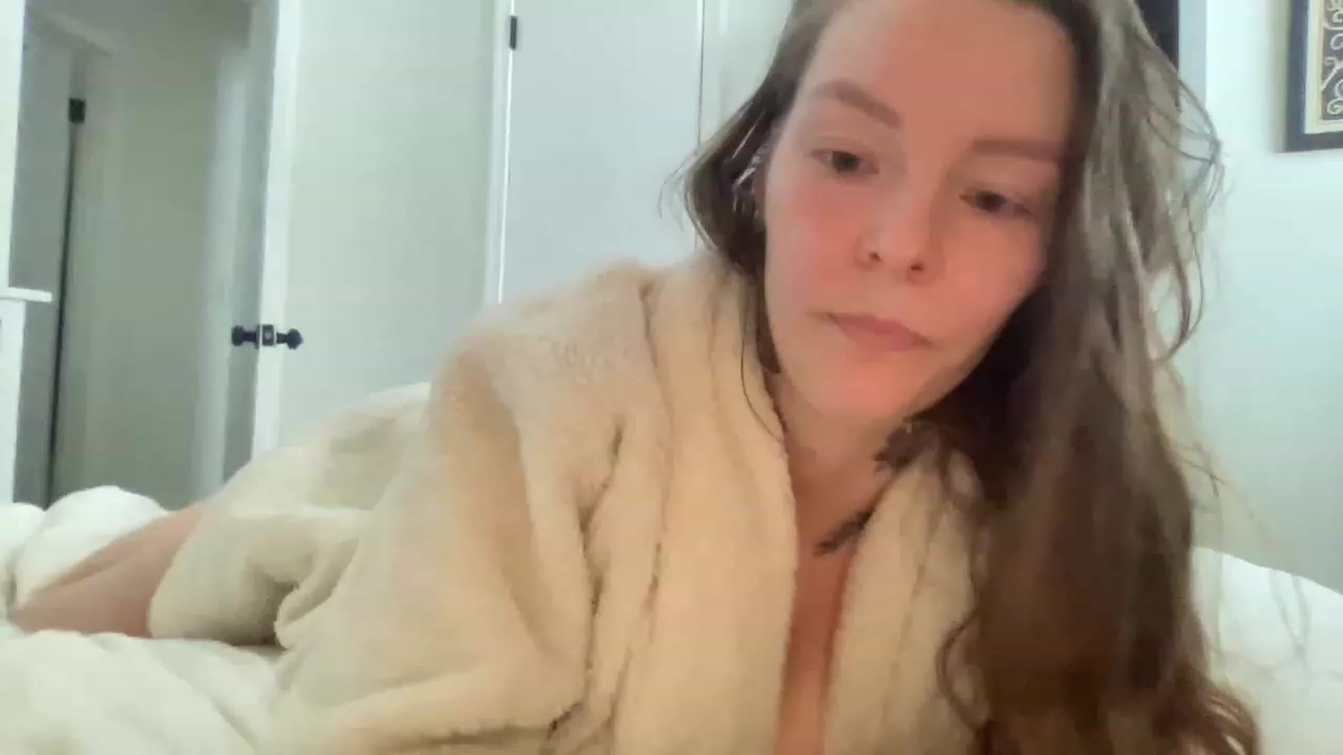 Gallery image thumbnail from JaneLaTarte's myfreecams stream on, 11/14/2022, 18:27 image 18 of 20