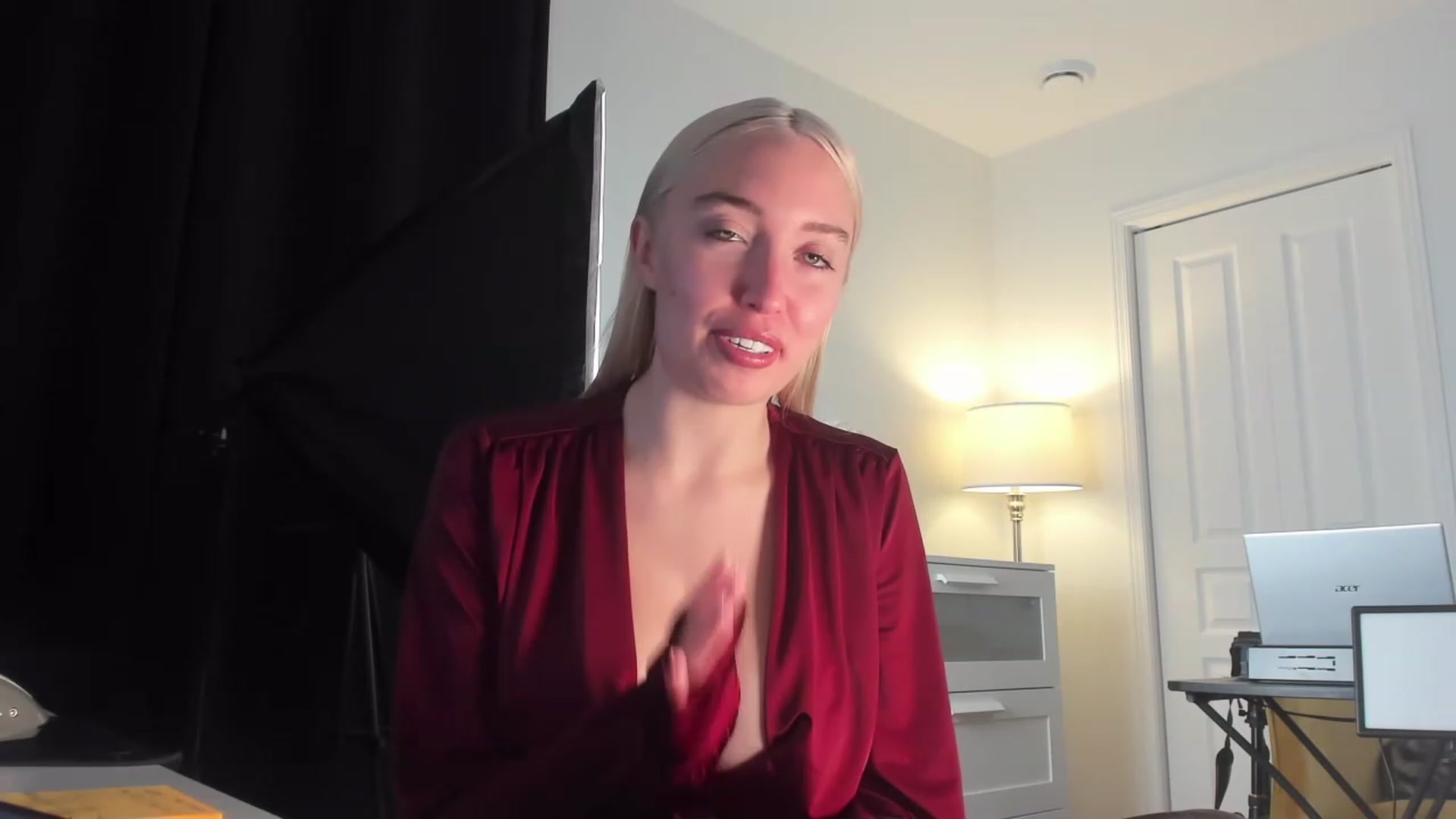 Gallery image thumbnail from JaneLucier's myfreecams stream on, 01/11/2023, 24:03 image 4 of 20