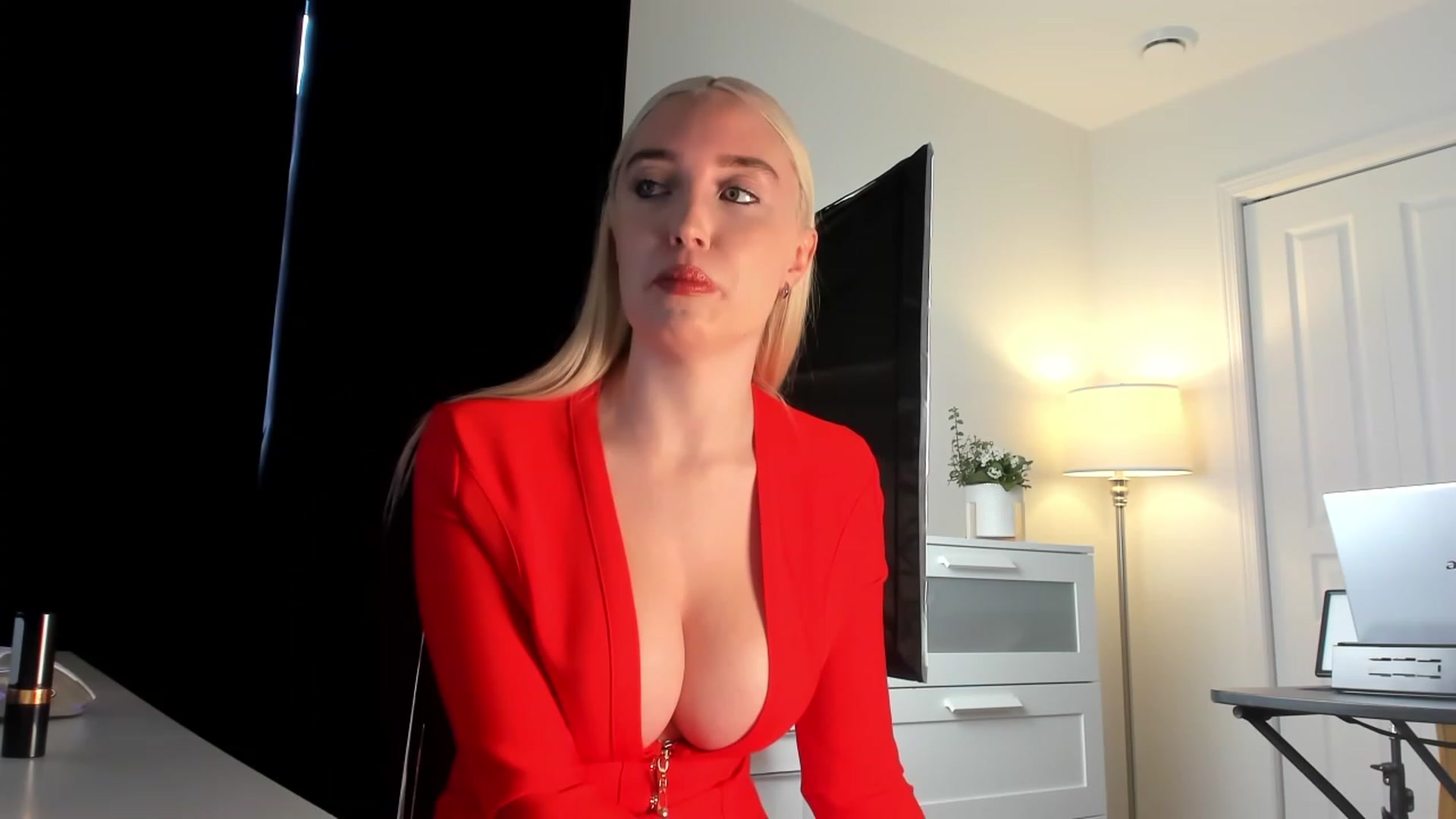 Gallery image thumbnail from JaneLucier's myfreecams stream on, 01/13/2023, 18:05 image 20 of 20