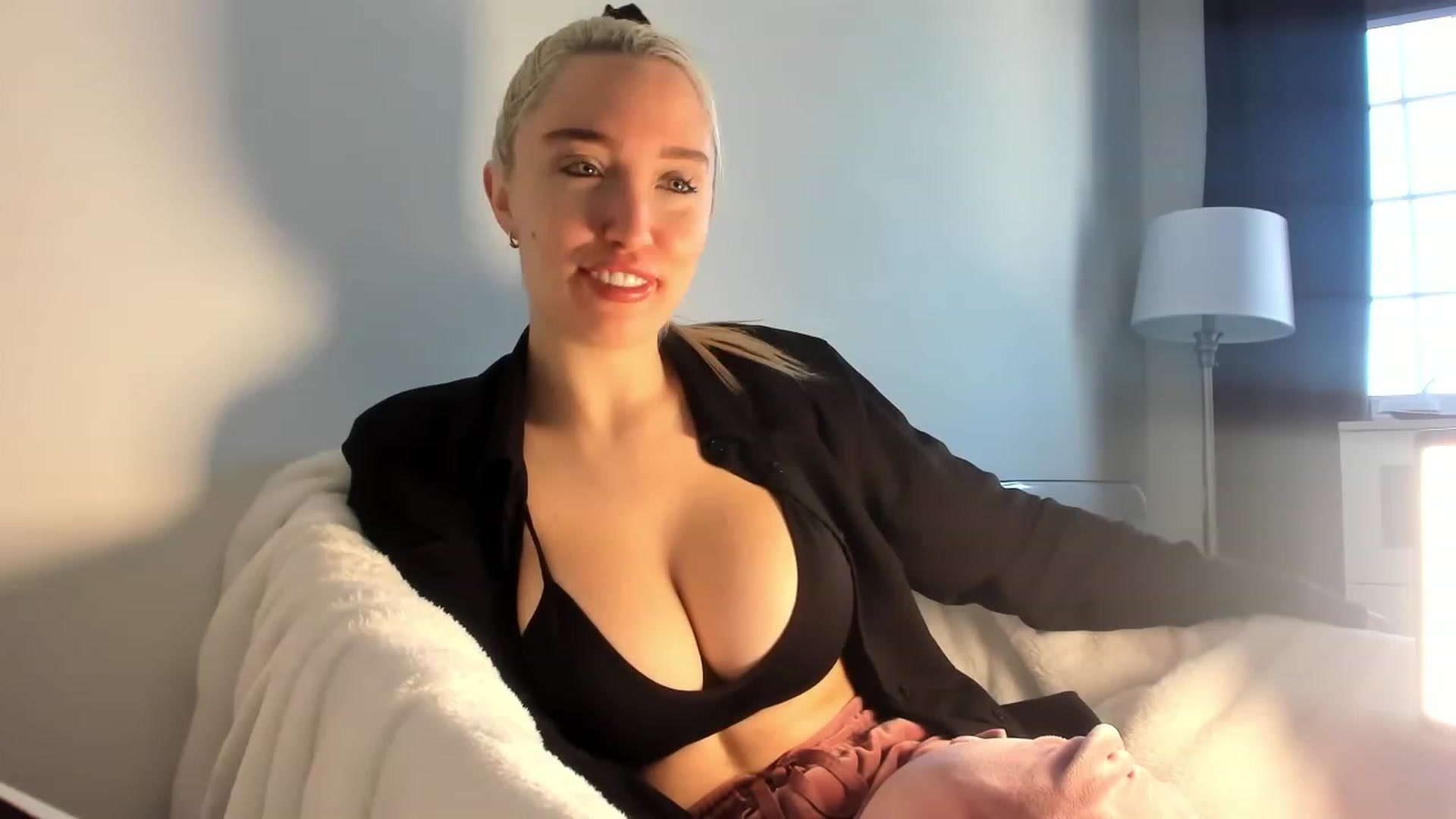 Gallery image thumbnail from JaneLucier's myfreecams stream on, 01/27/2023, 18:03 image 1 of 20