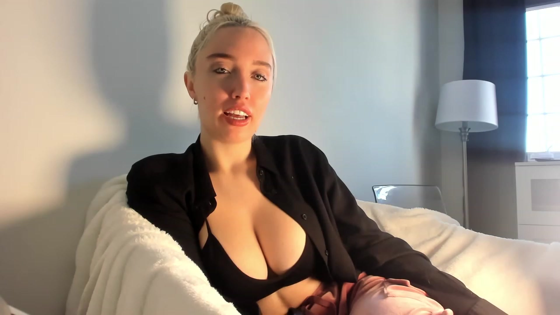 Gallery image thumbnail from JaneLucier's myfreecams stream on, 01/27/2023, 18:03 image 11 of 20