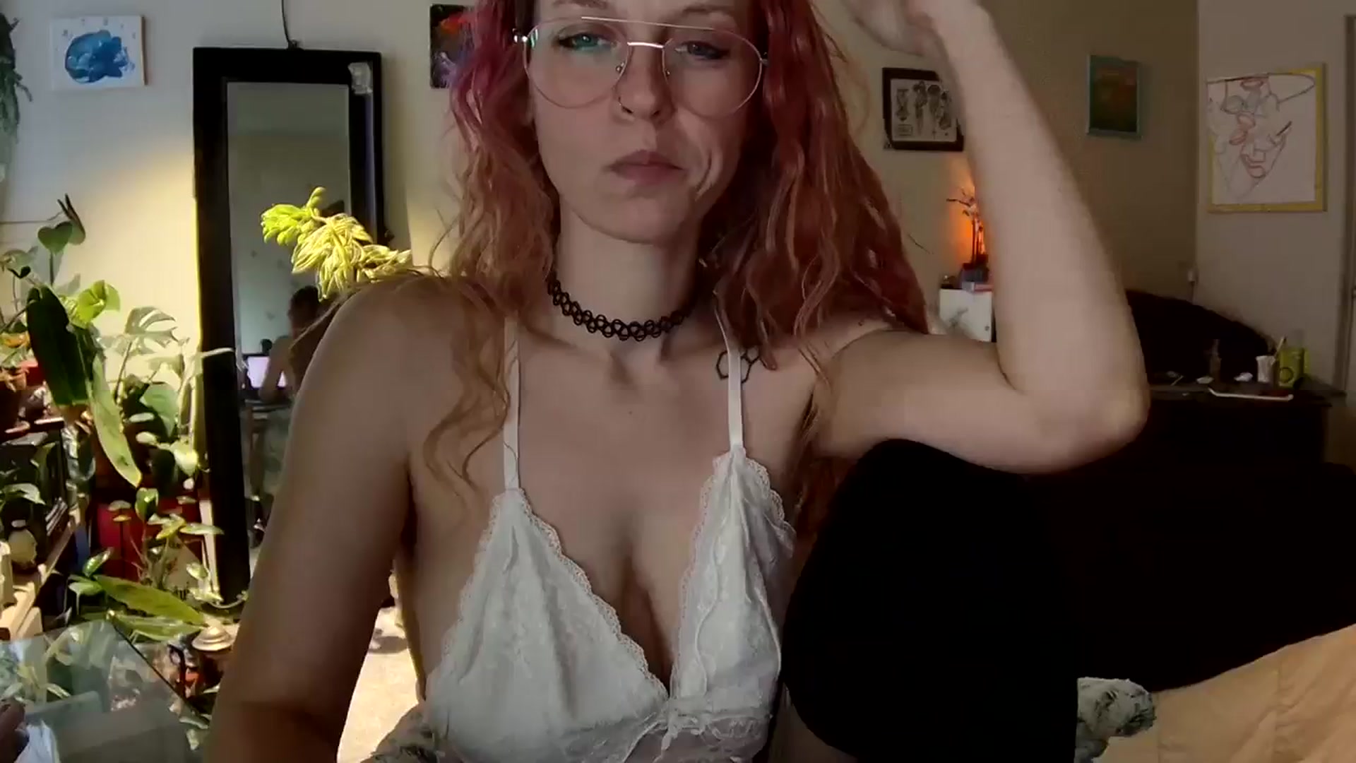 Gallery image thumbnail from JaneMantis's myfreecams stream on, 10/17/2024, 17:15 image 6 of 20