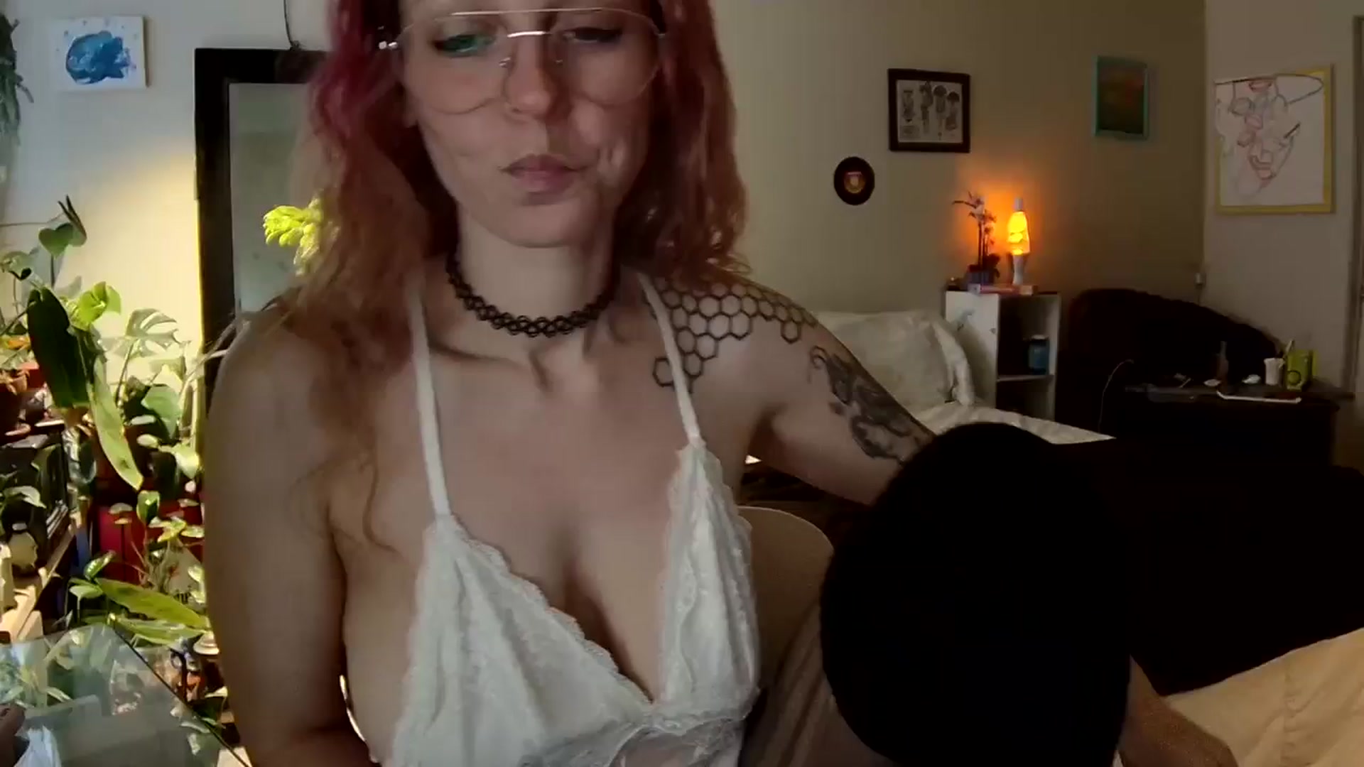 Gallery image thumbnail from JaneMantis's myfreecams stream on, 10/17/2024, 17:15 image 5 of 20