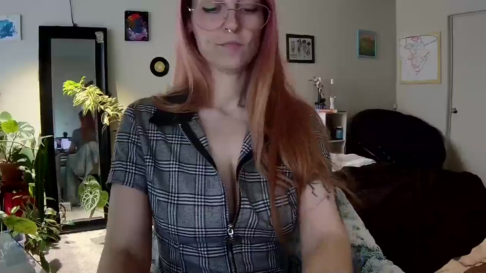 Gallery image thumbnail from JaneMantis's myfreecams stream on, 10/23/2024, 16:28 image 3 of 20