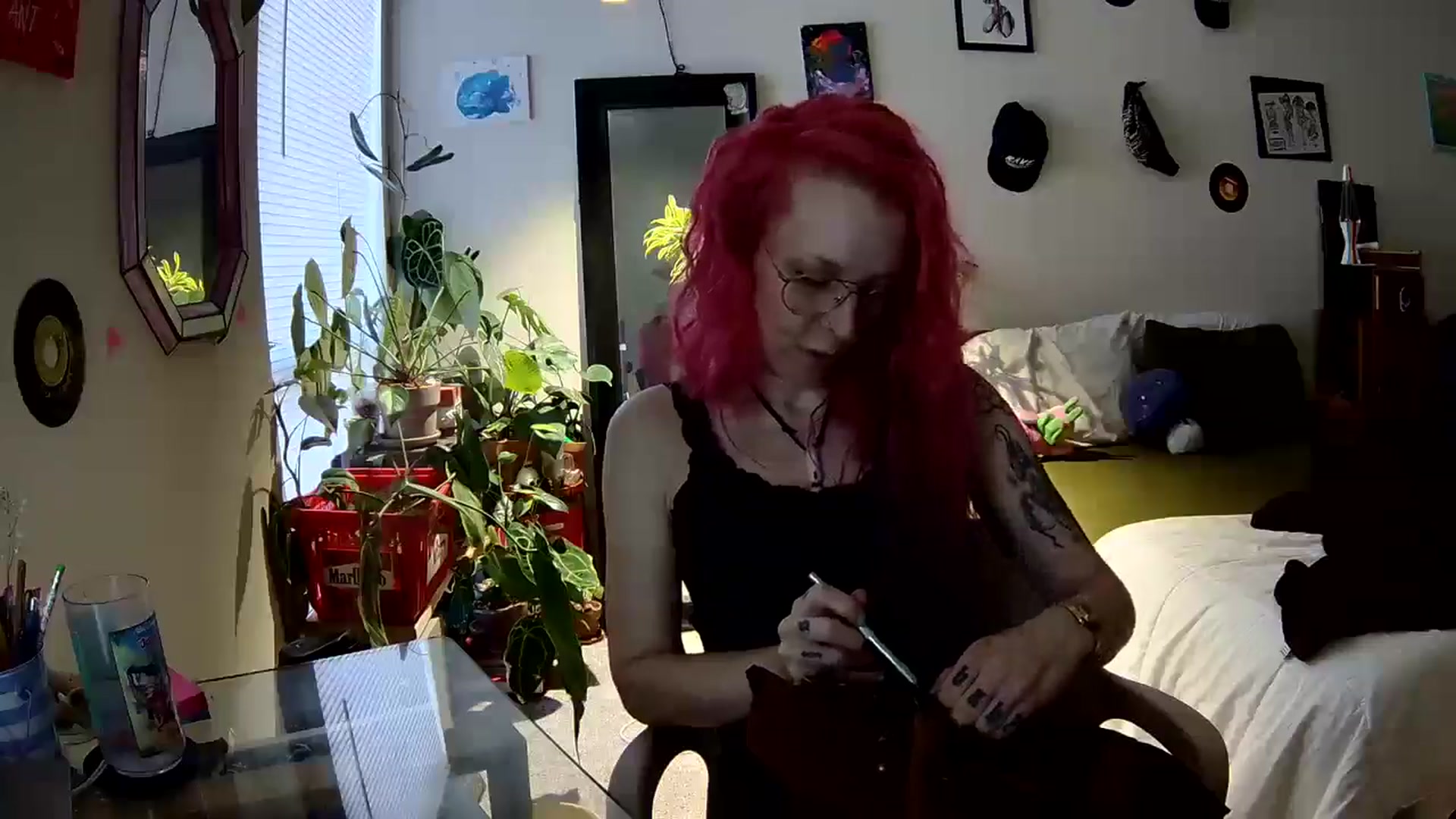 Gallery image thumbnail from JaneMantis's myfreecams stream on, 03/05/2025, 17:53 image 11 of 20