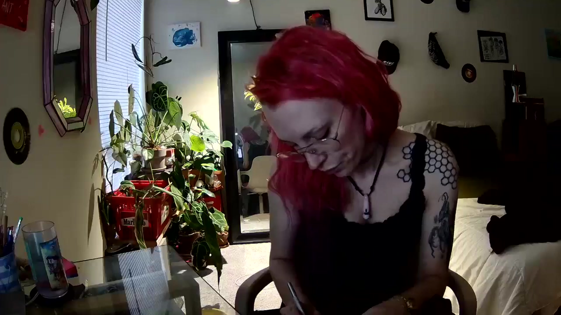 Gallery image thumbnail from JaneMantis's myfreecams stream on, 03/05/2025, 17:53 image 4 of 20