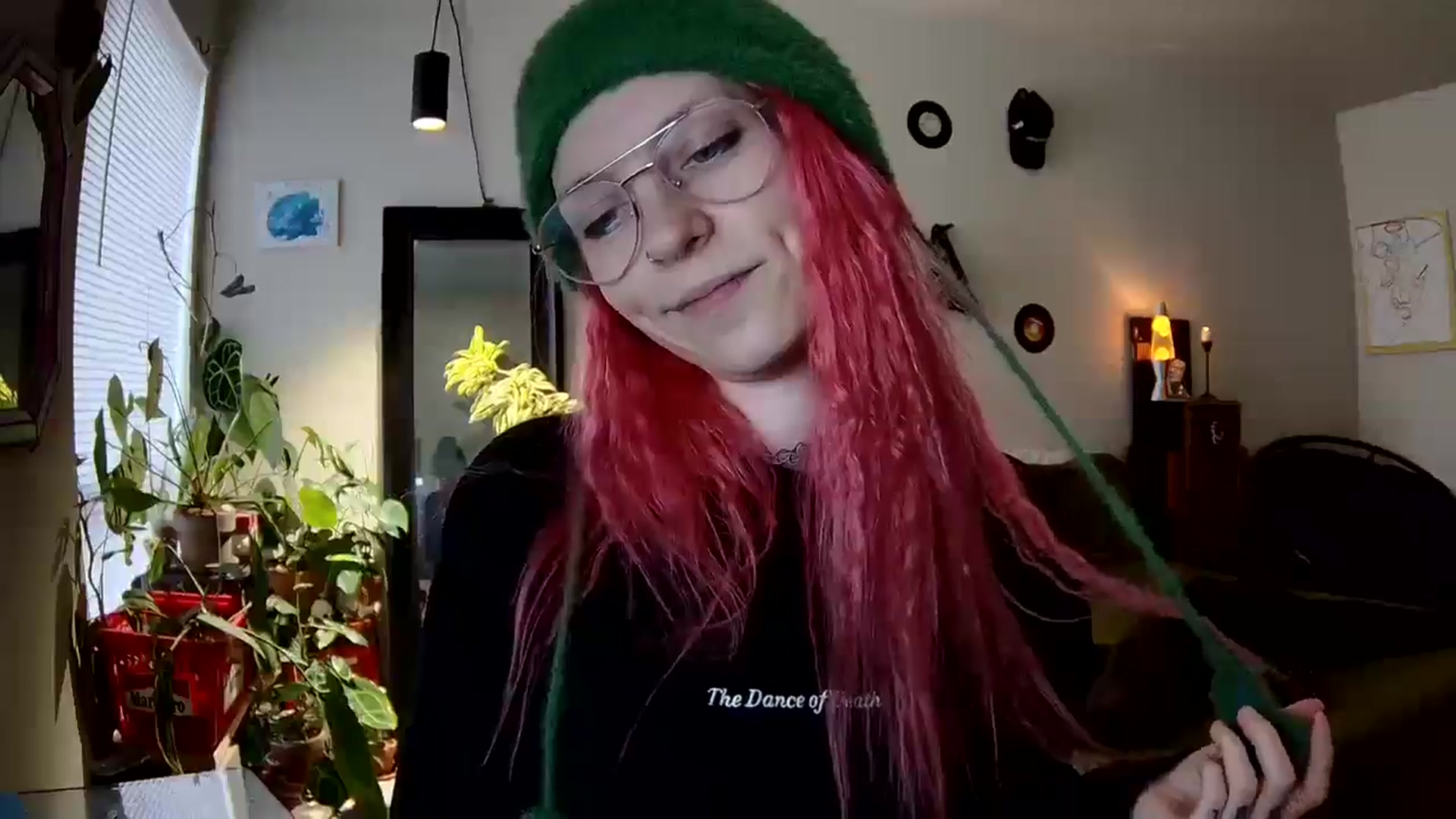 Gallery image thumbnail from JaneMantis's myfreecams stream on, 03/20/2025, 17:24 image 10 of 20