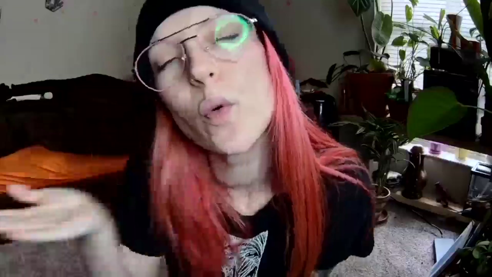 Gallery image thumbnail from JaneMantis's myfreecams stream on, 04/14/2025, 15:53 image 17 of 20