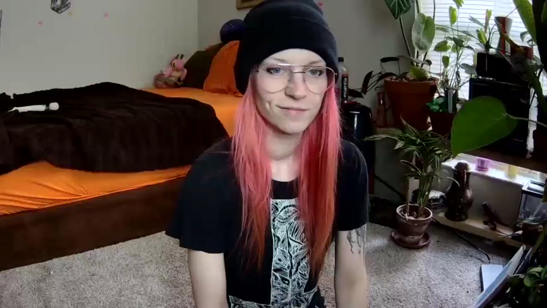 Gallery image thumbnail from JaneMantis's myfreecams stream on, 04/14/2025, 15:53 image 3 of 20