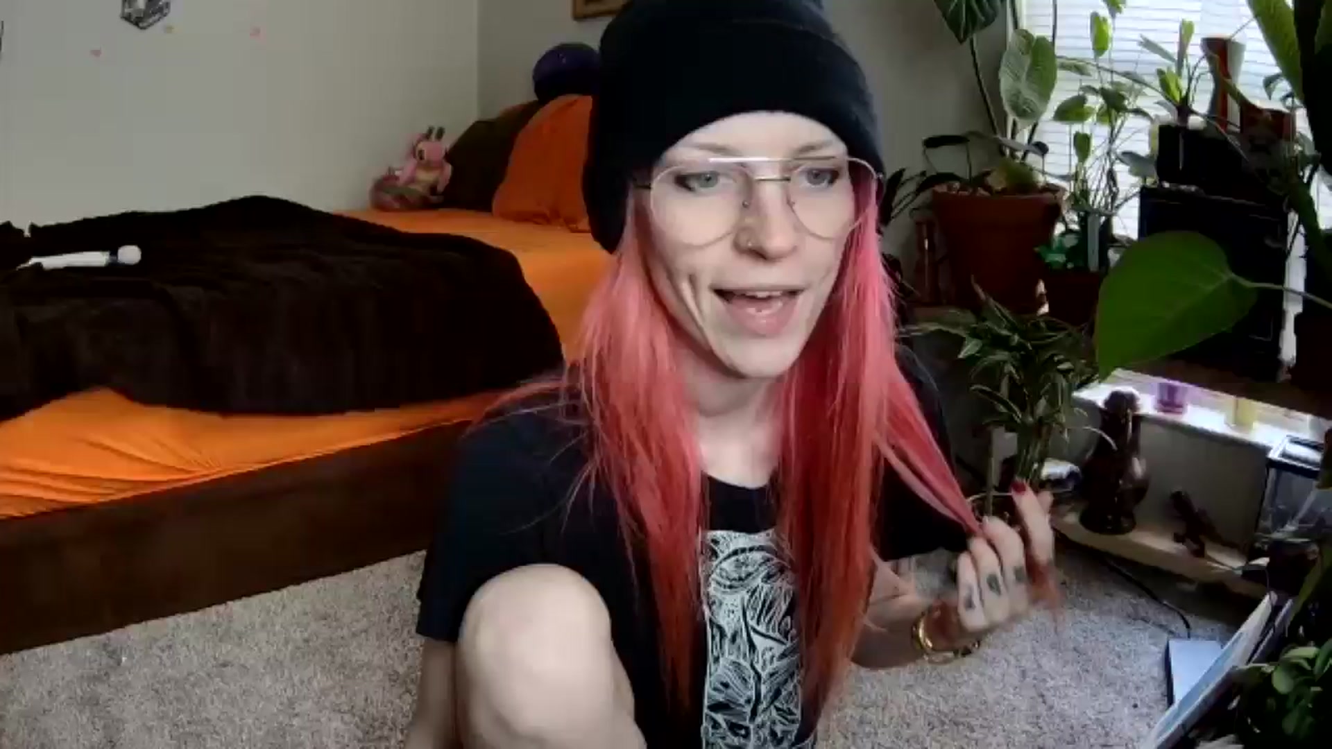 Gallery image thumbnail from JaneMantis's myfreecams stream on, 04/14/2025, 15:53 image 1 of 20