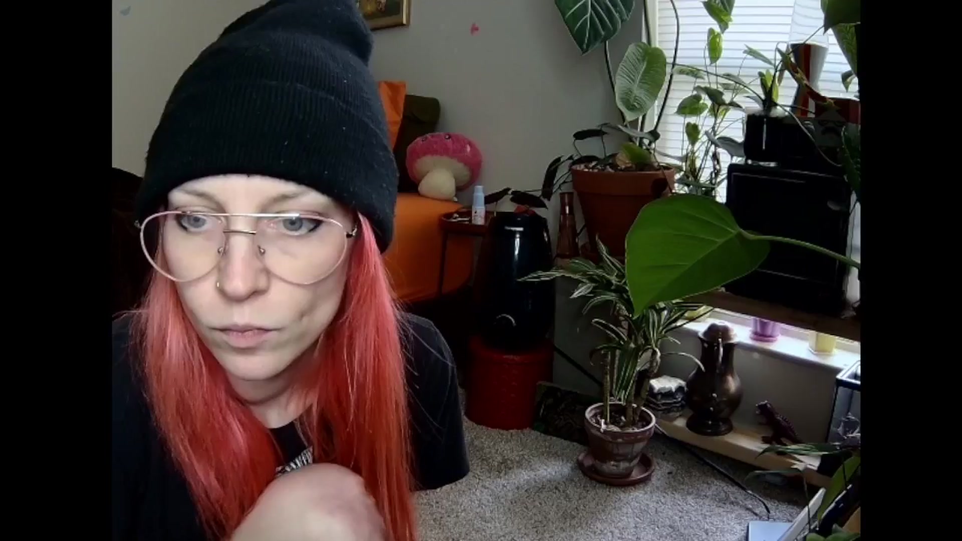 Gallery image thumbnail from JaneMantis's myfreecams stream on, 04/14/2025, 17:49 image 10 of 20