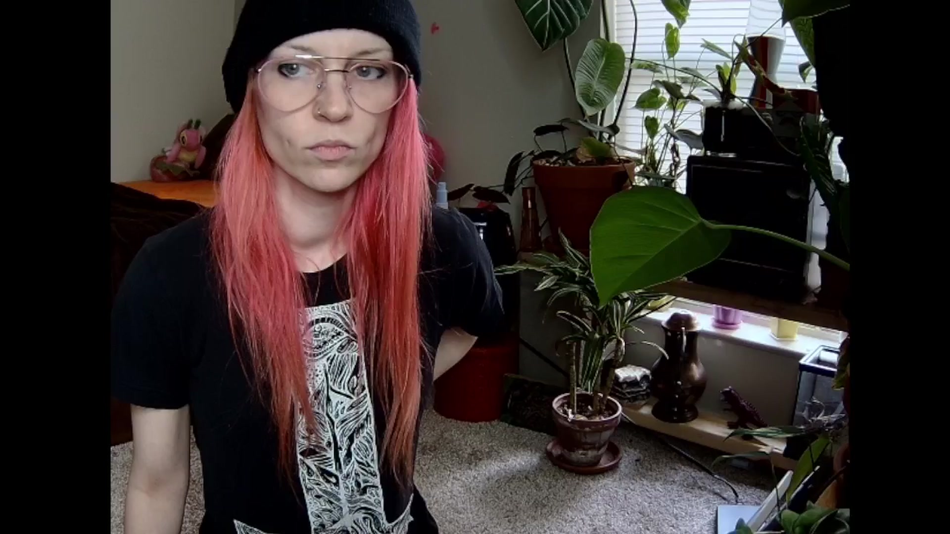 Gallery image thumbnail from JaneMantis's myfreecams stream on, 04/14/2025, 17:49 image 1 of 20