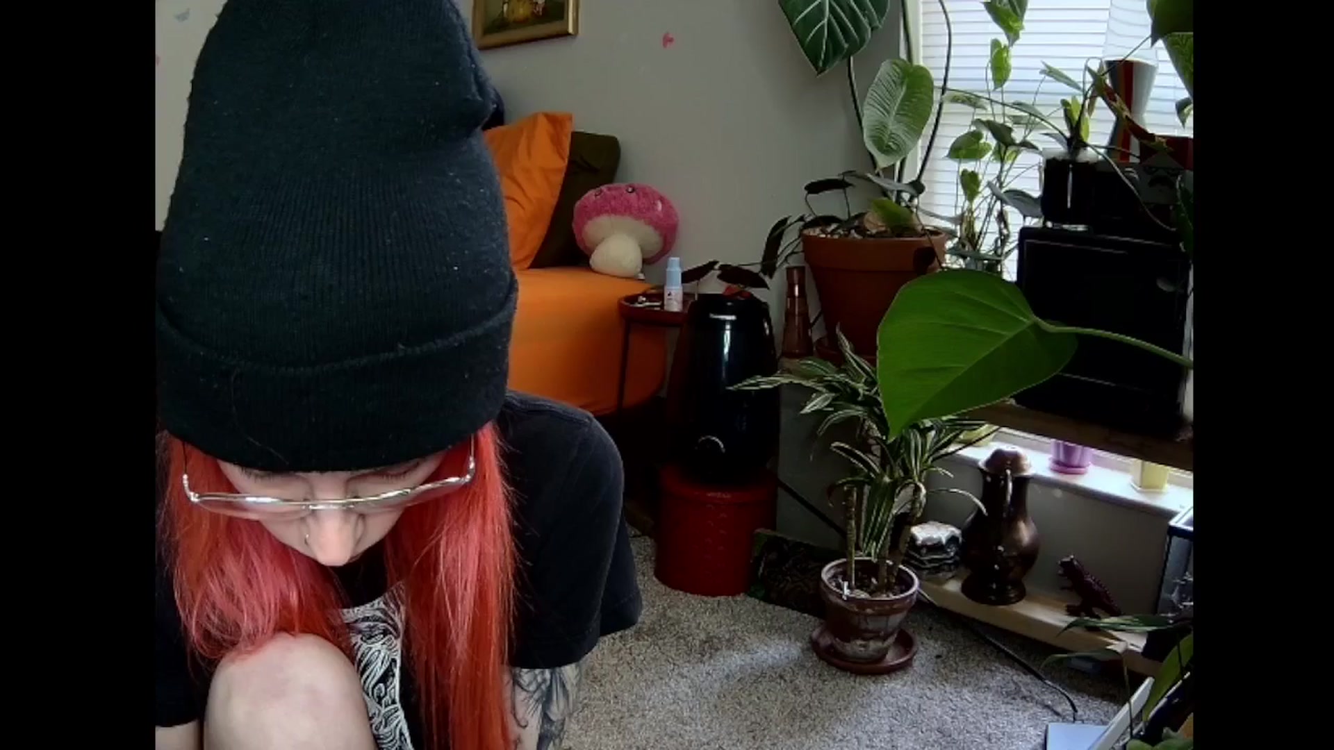 Gallery image thumbnail from JaneMantis's myfreecams stream on, 04/14/2025, 17:49 image 5 of 20