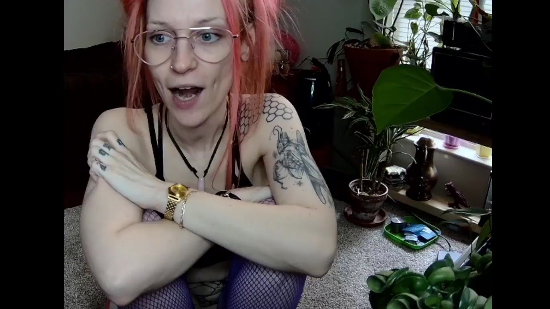 Gallery image thumbnail from JaneMantis's myfreecams stream on, 04/15/2025, 18:14 image 14 of 20