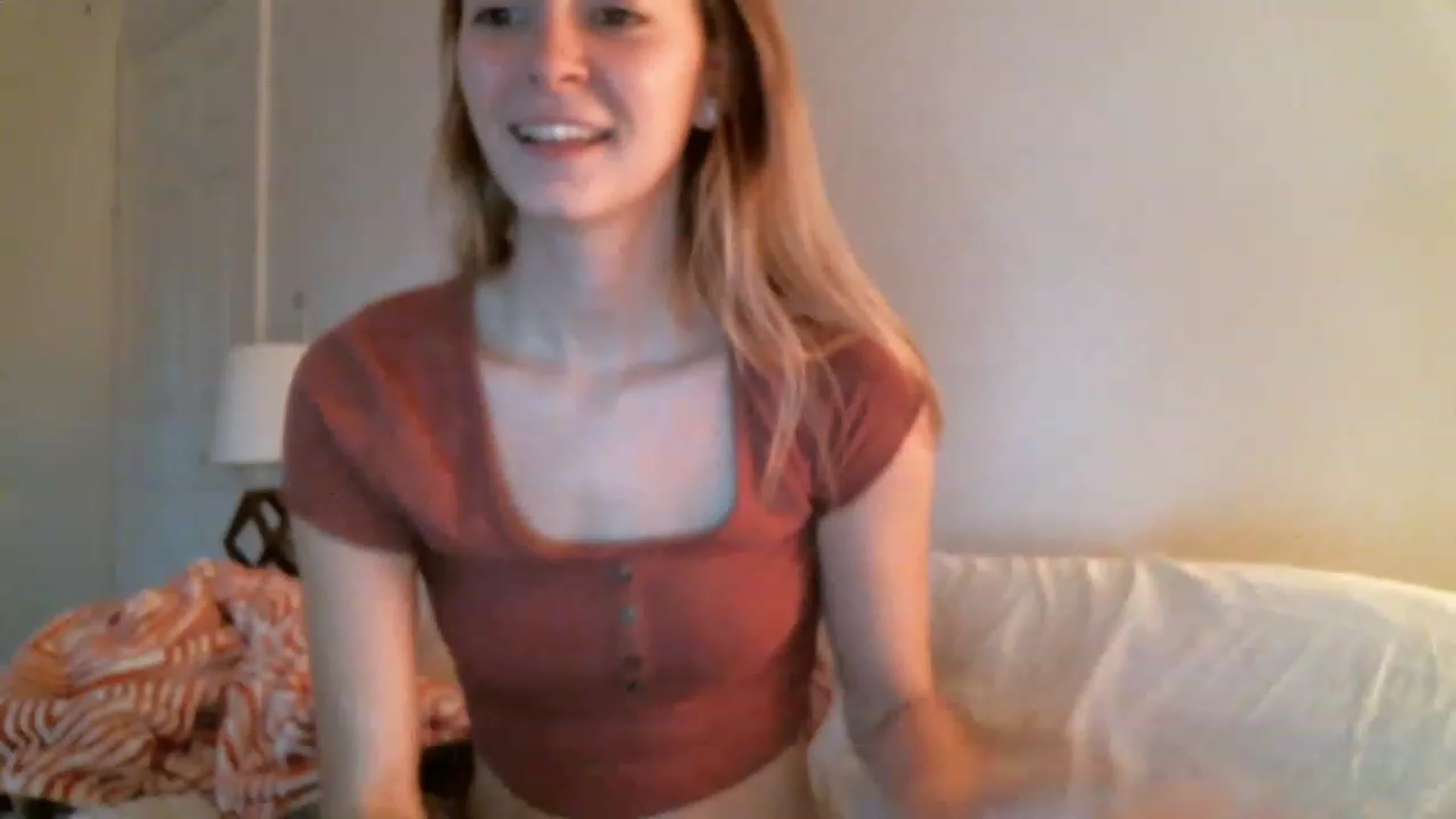Gallery image thumbnail from JaneRiley_'s myfreecams stream on, 11/14/2022, 19:34 image 19 of 20