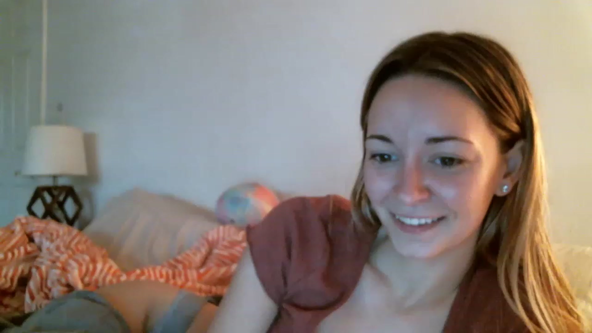 Gallery image thumbnail from JaneRiley_'s myfreecams stream on, 11/14/2022, 19:34 image 6 of 20