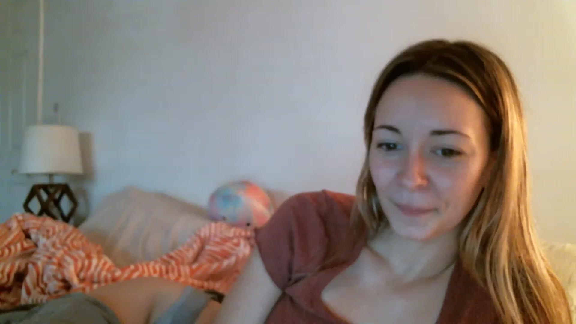 Gallery image thumbnail from JaneRiley_'s myfreecams stream on, 11/14/2022, 19:34 image 12 of 20