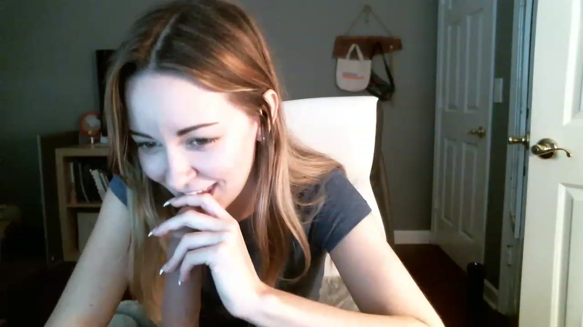 Gallery image thumbnail from JaneRiley_'s myfreecams stream on, 12/07/2022, 20:15 image 11 of 20