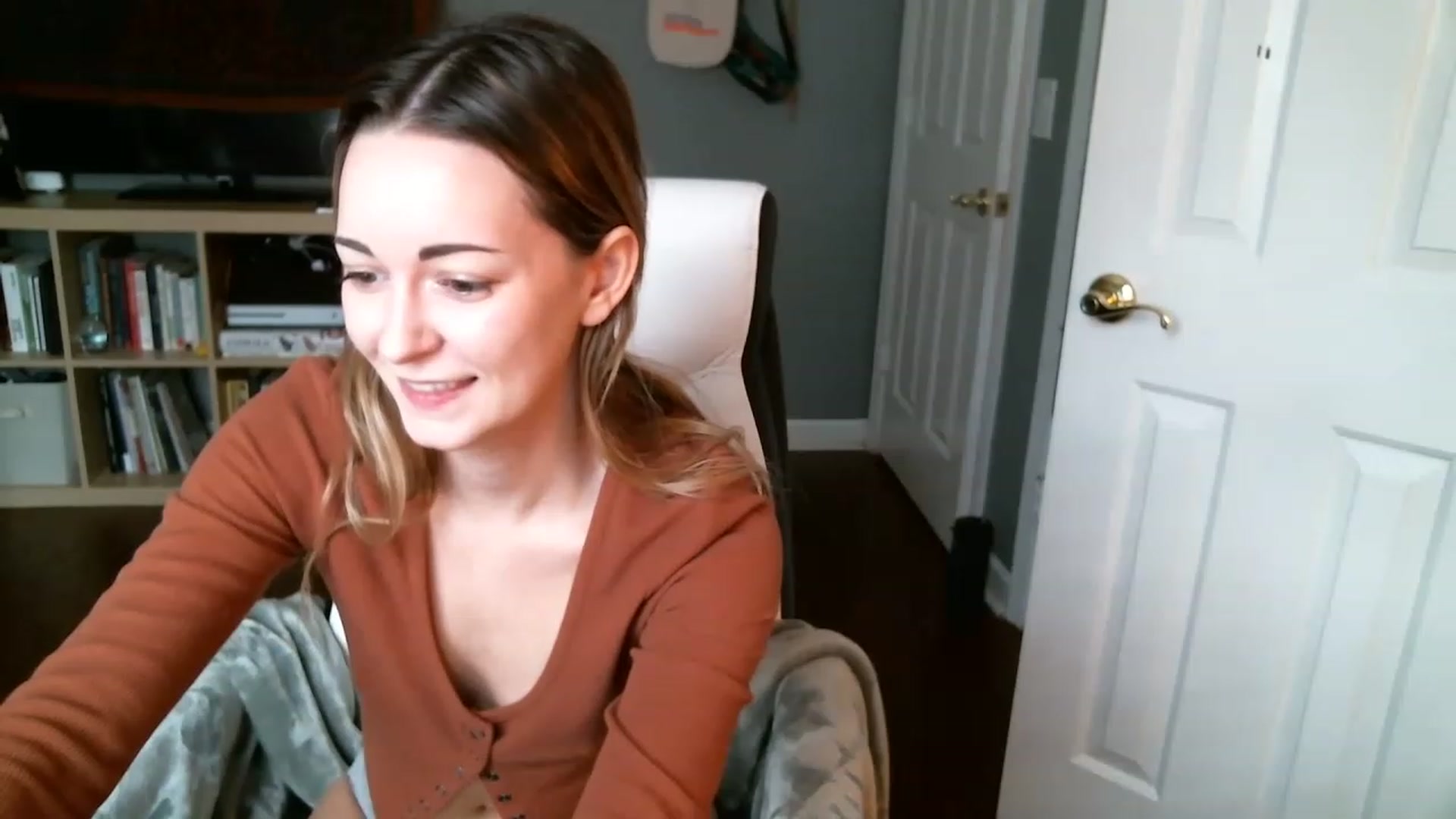 Gallery image thumbnail from JaneRiley_'s myfreecams stream on, 01/12/2023, 17:24 image 7 of 20