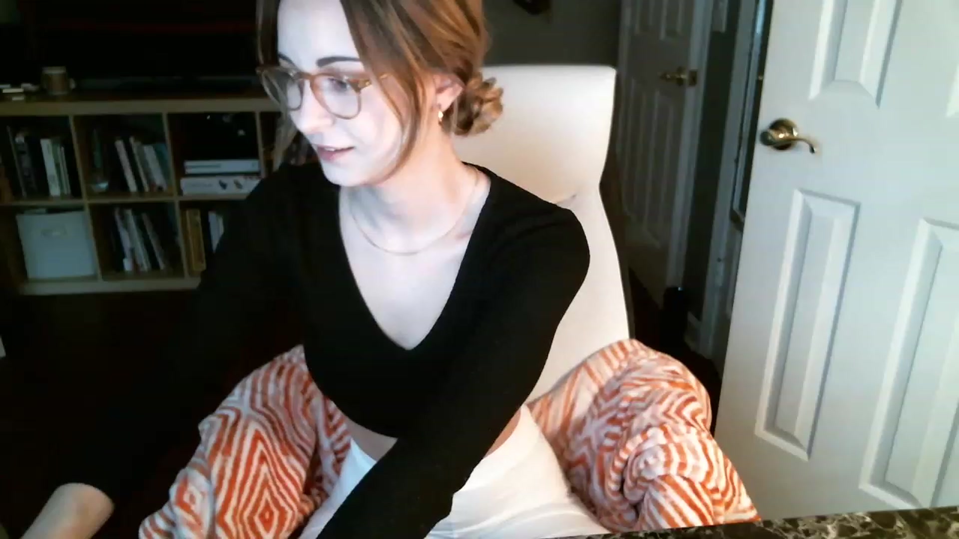 Gallery image thumbnail from JaneRiley_'s myfreecams stream on, 01/18/2023, 18:11 image 17 of 20