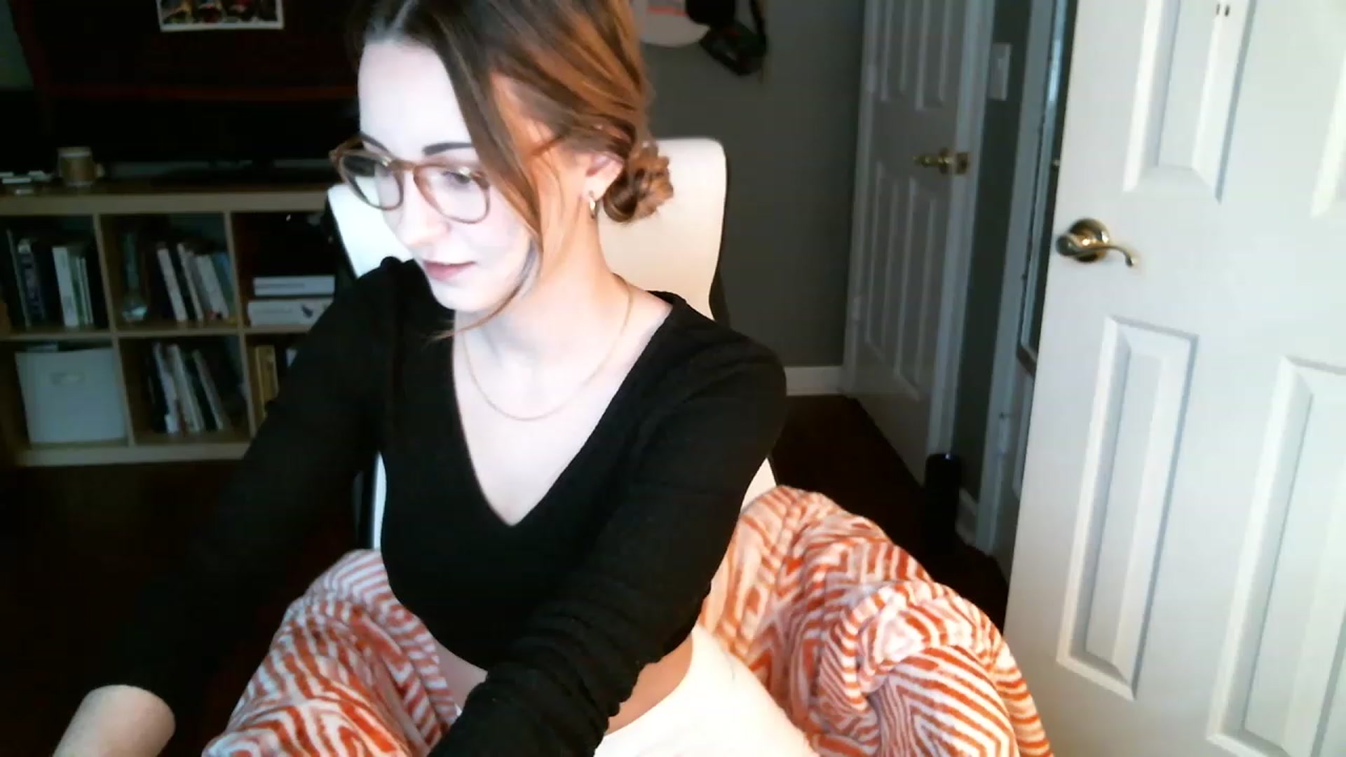 Gallery image thumbnail from JaneRiley_'s myfreecams stream on, 01/18/2023, 18:11 image 8 of 20