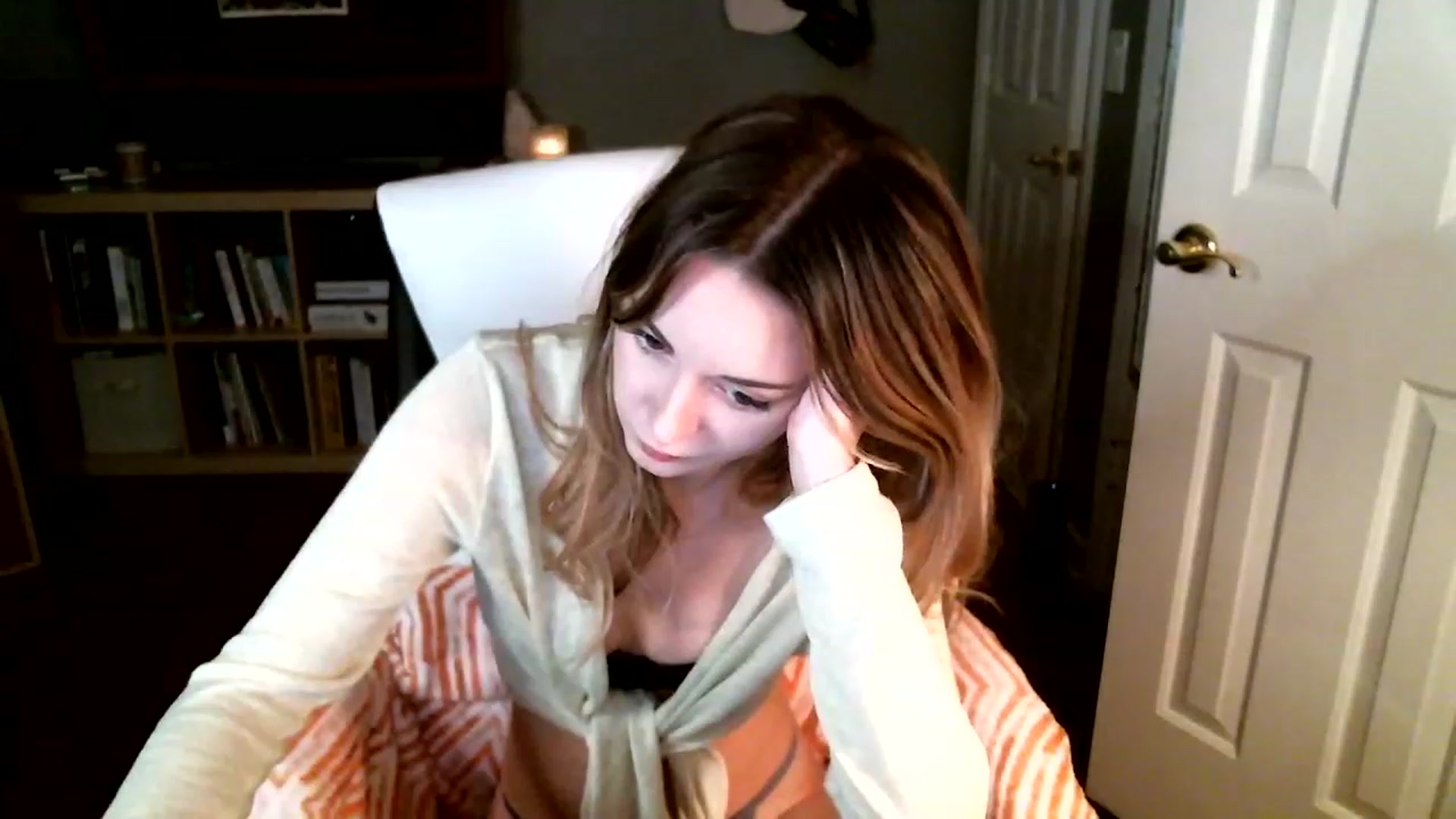 Gallery image thumbnail from JaneRiley_'s myfreecams stream on, 01/18/2023, 23:09 image 11 of 20