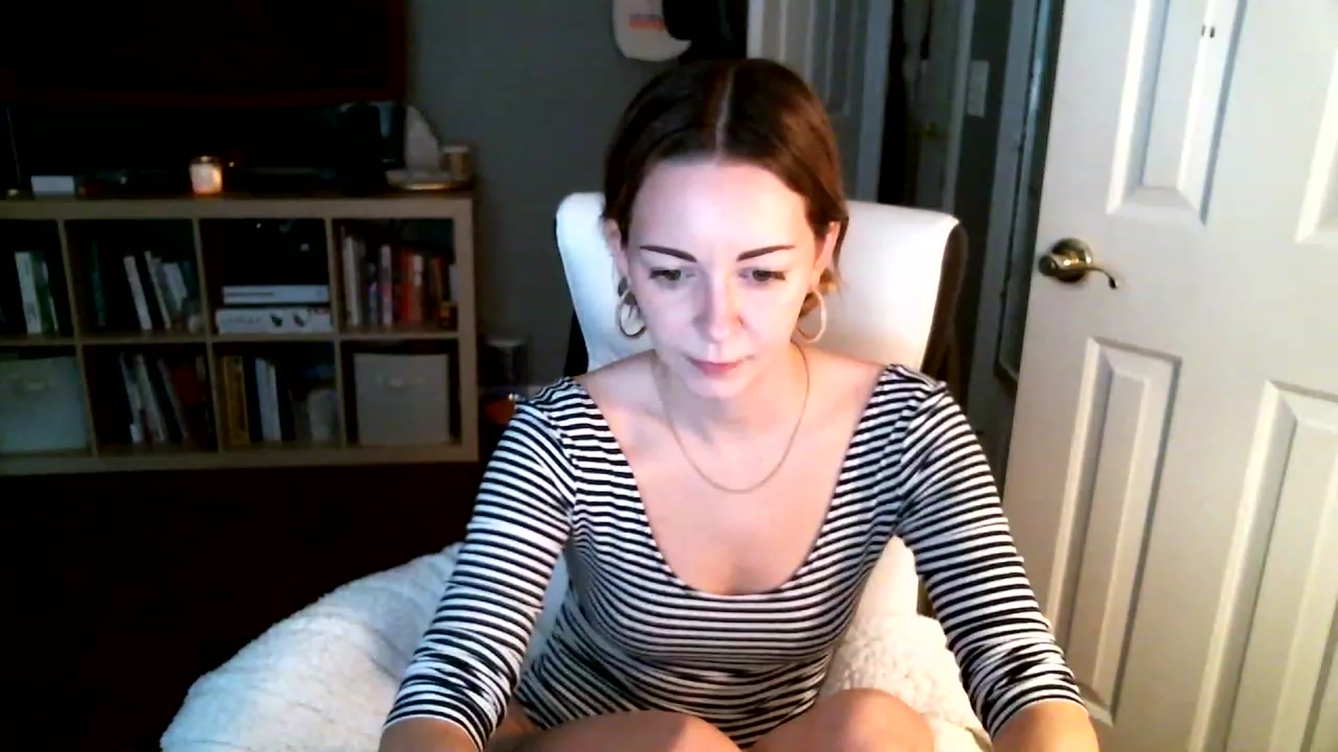 Gallery image thumbnail from JaneRiley_'s myfreecams stream on, 01/25/2023, 18:25 image 15 of 20