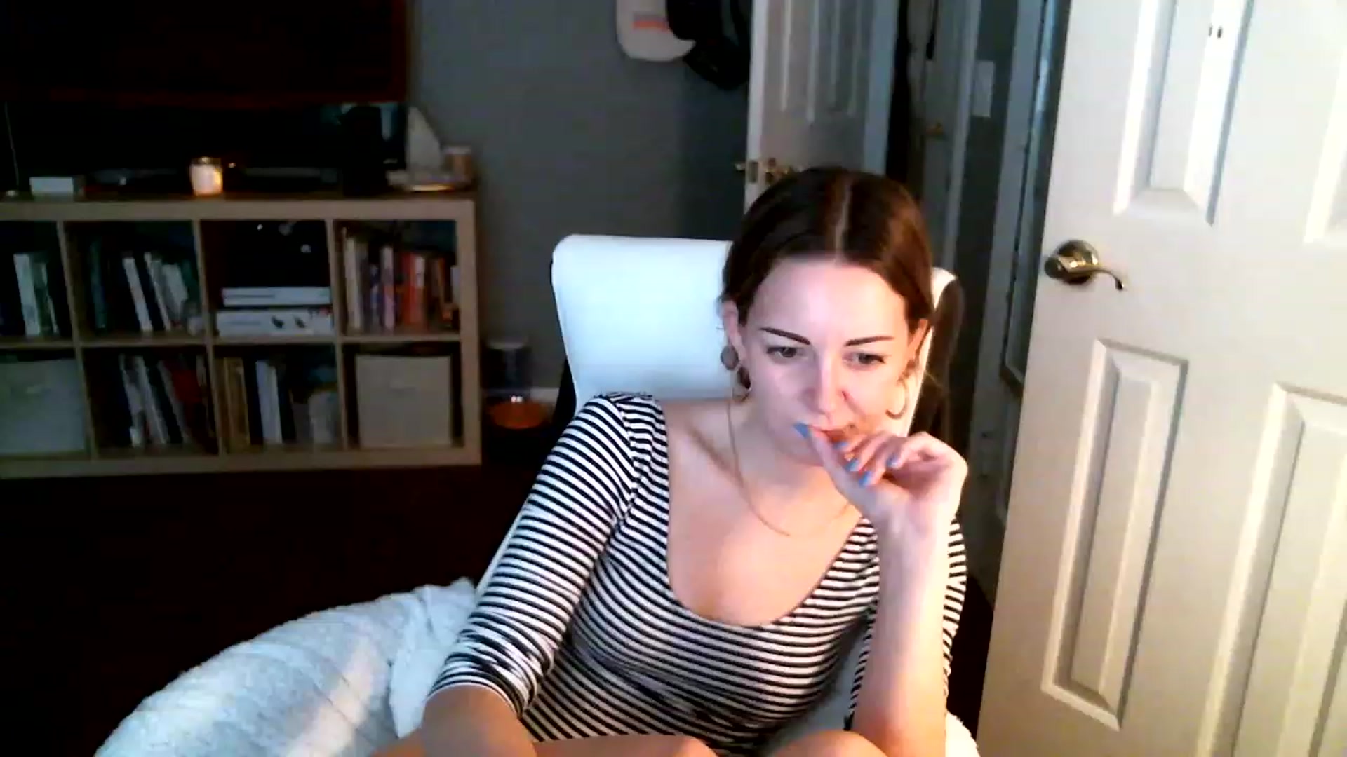 Gallery image thumbnail from JaneRiley_'s myfreecams stream on, 01/25/2023, 18:25 image 20 of 20