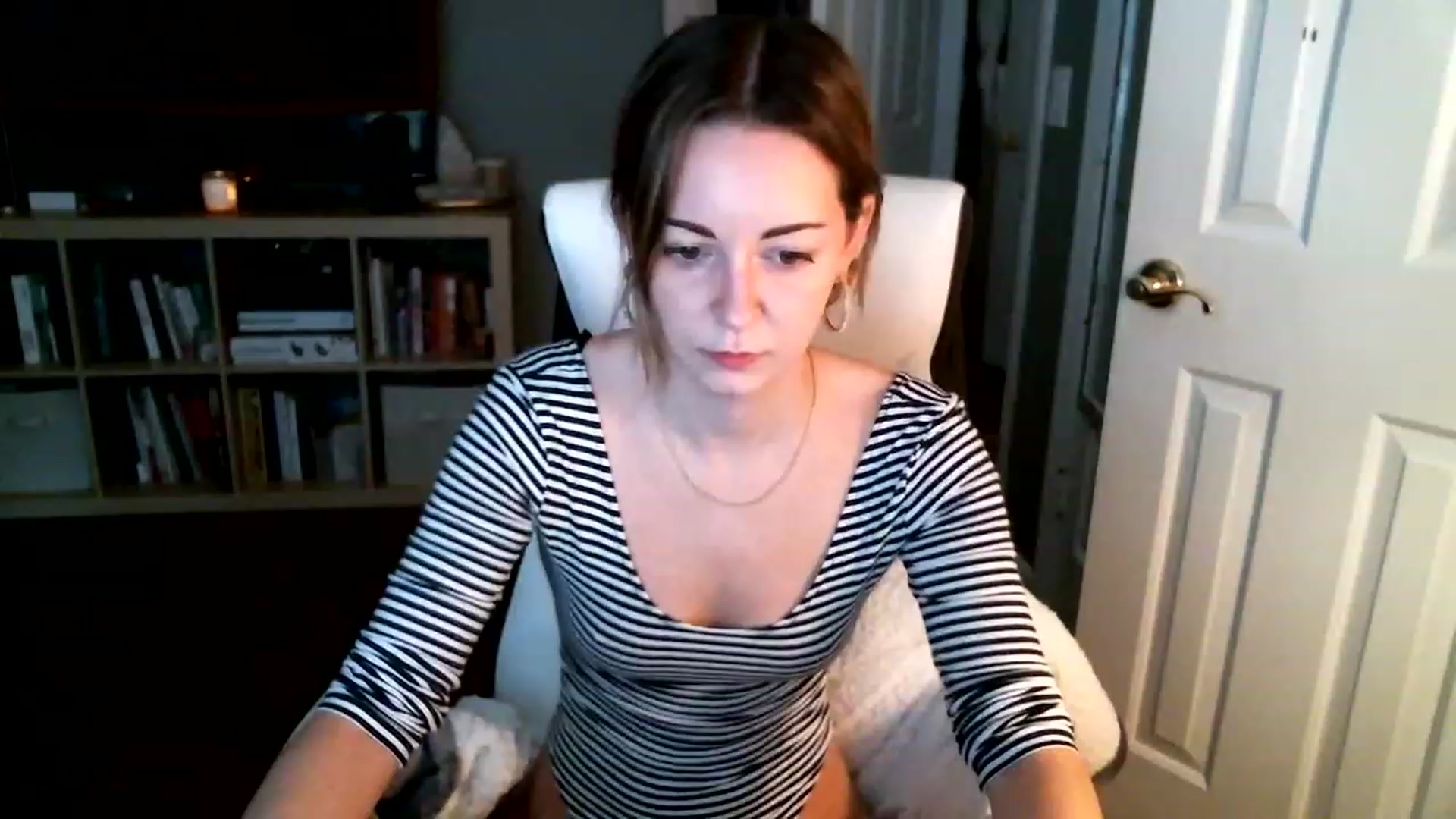 Gallery image thumbnail from JaneRiley_'s myfreecams stream on, 01/25/2023, 18:25 image 3 of 20