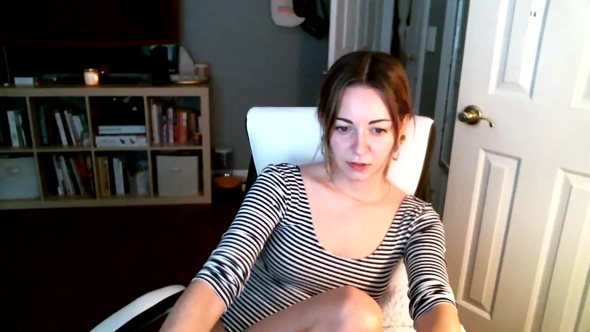 Gallery image thumbnail from JaneRiley_'s myfreecams stream on, 01/25/2023, 18:25 image 1 of 20