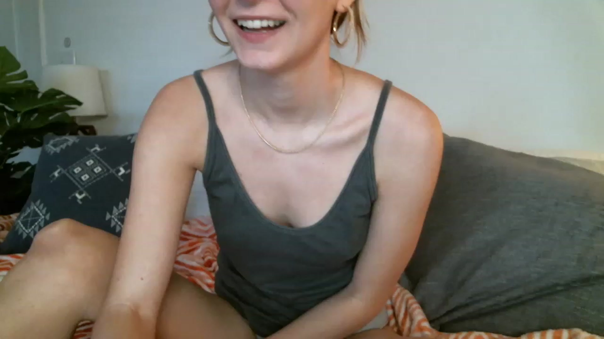 Gallery image thumbnail from JaneRiley_'s myfreecams stream on, 02/10/2023, 18:26 image 9 of 20