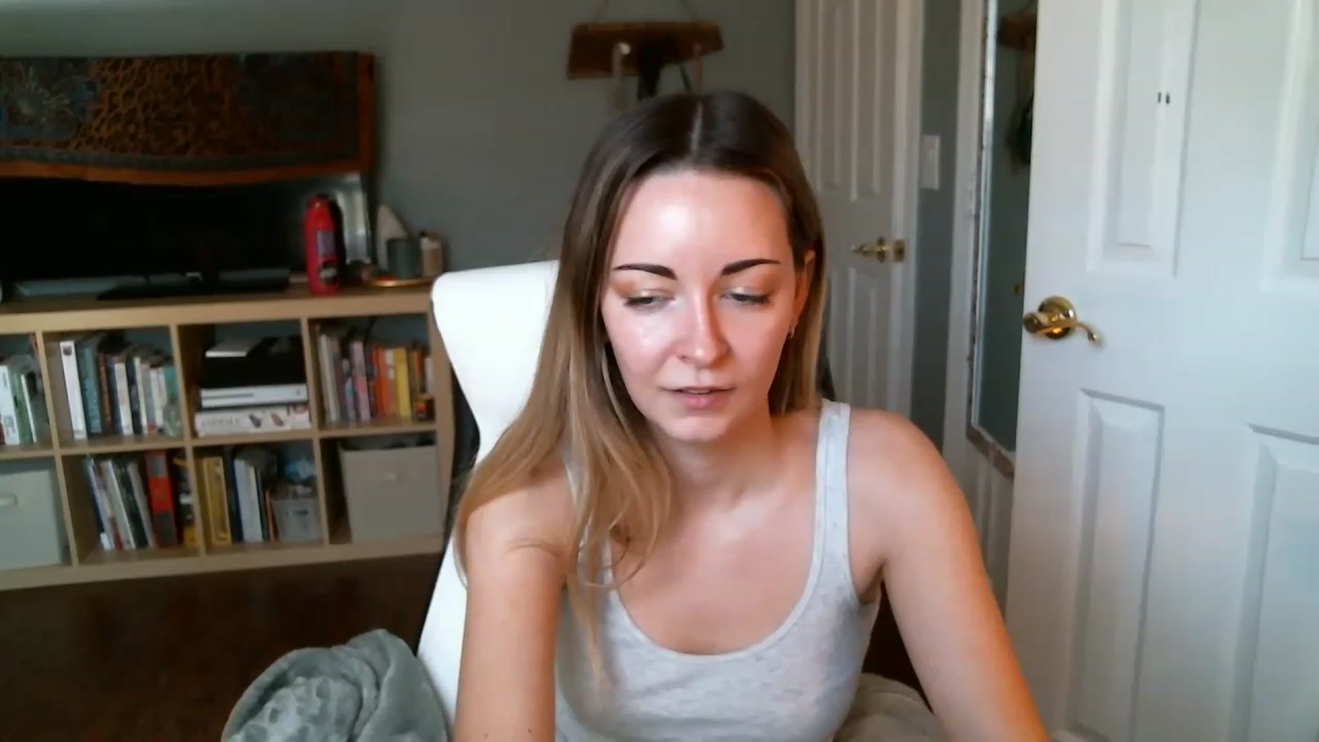 Gallery image thumbnail from JaneRiley_'s myfreecams stream on, 02/28/2023, 19:46 image 2 of 20